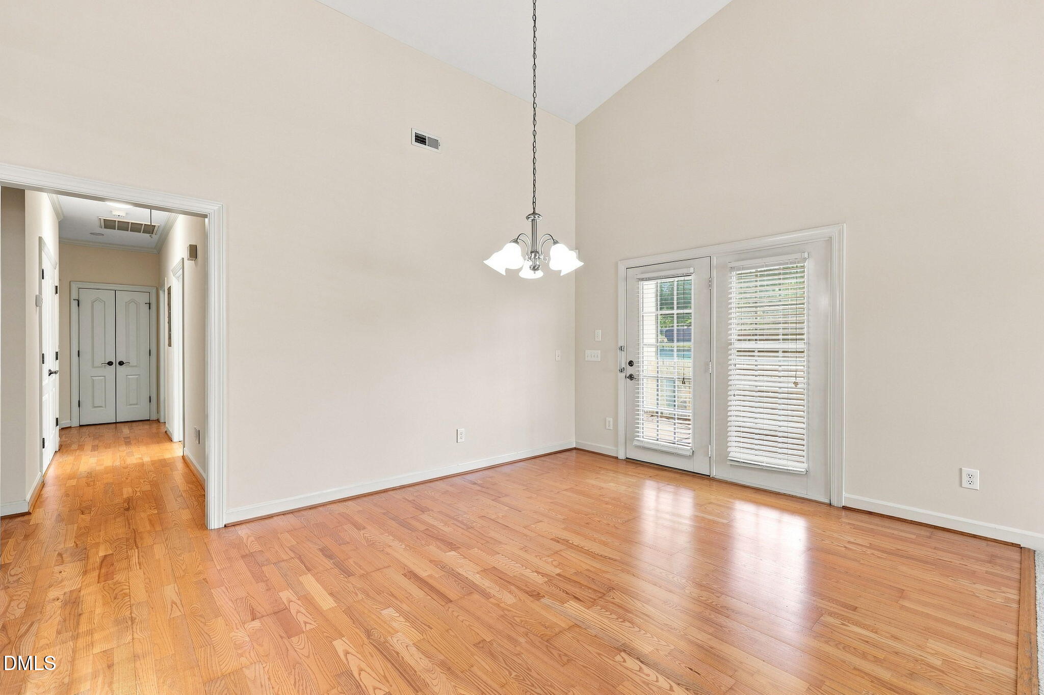 36 Old Trestle Court Property Photo 9