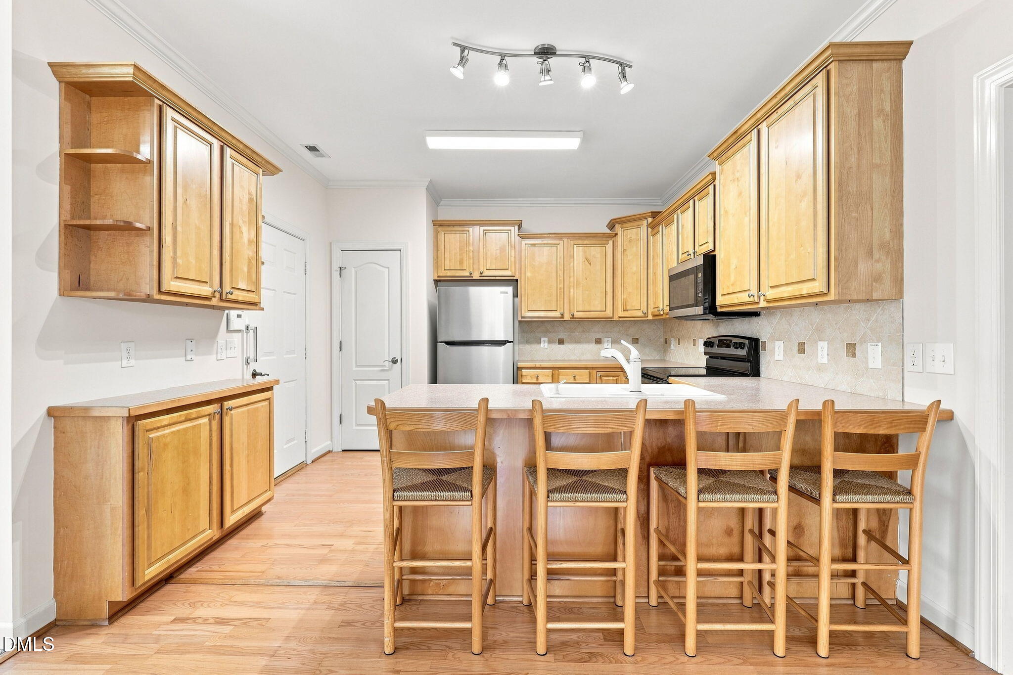 36 Old Trestle Court Property Photo 11