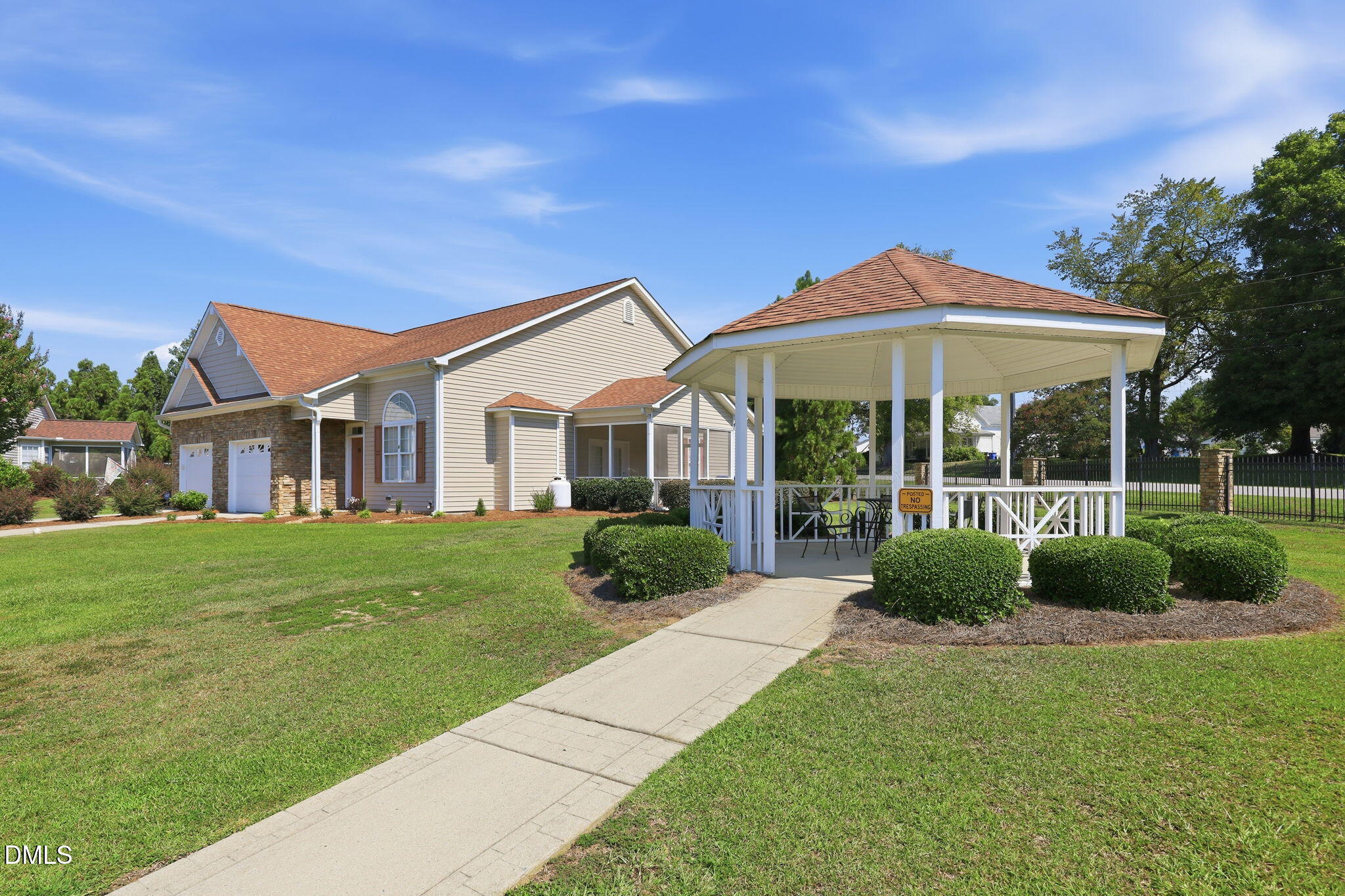 36 Old Trestle Court Property Photo 32