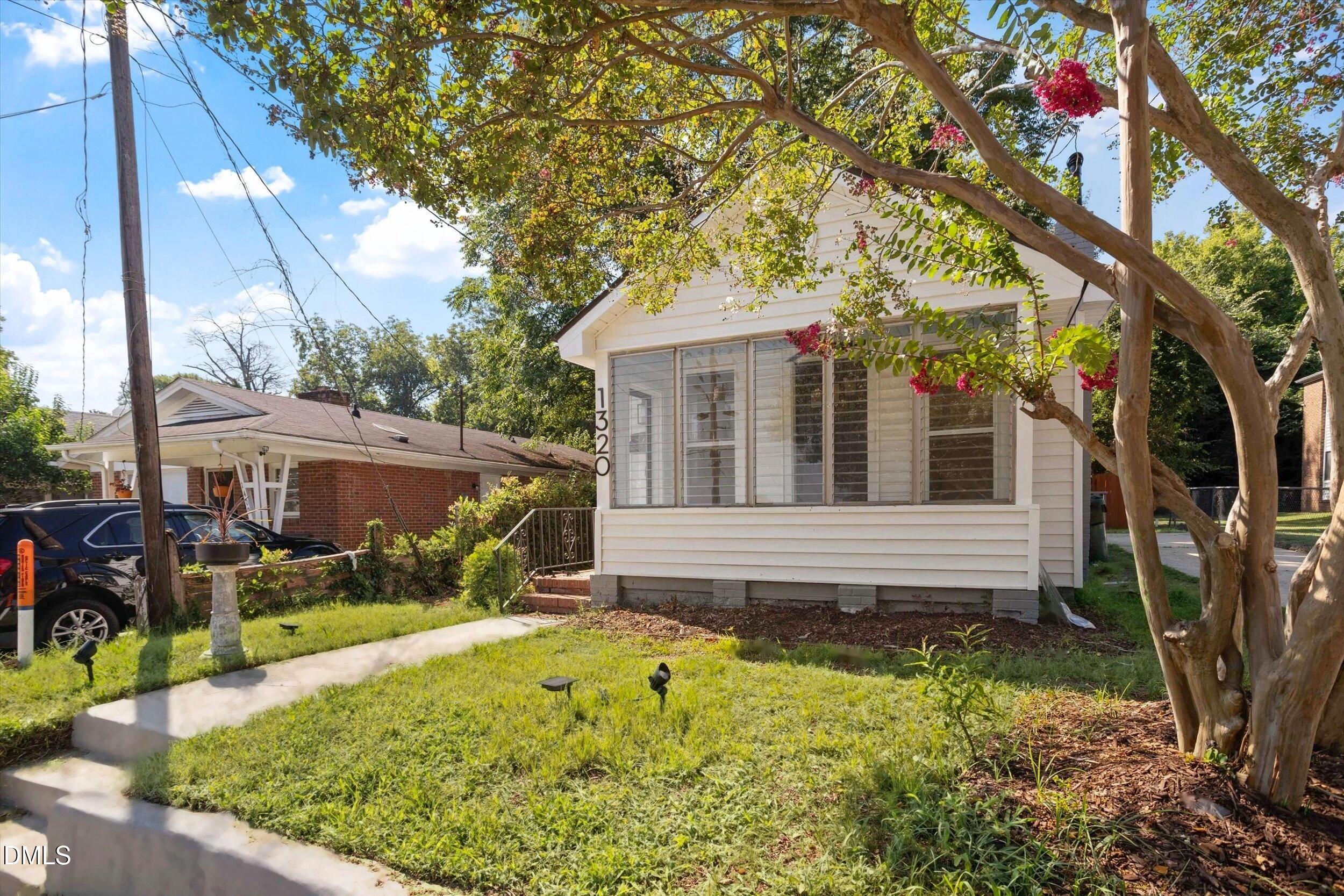 1320 Oakwood Avenue Property Photo 30