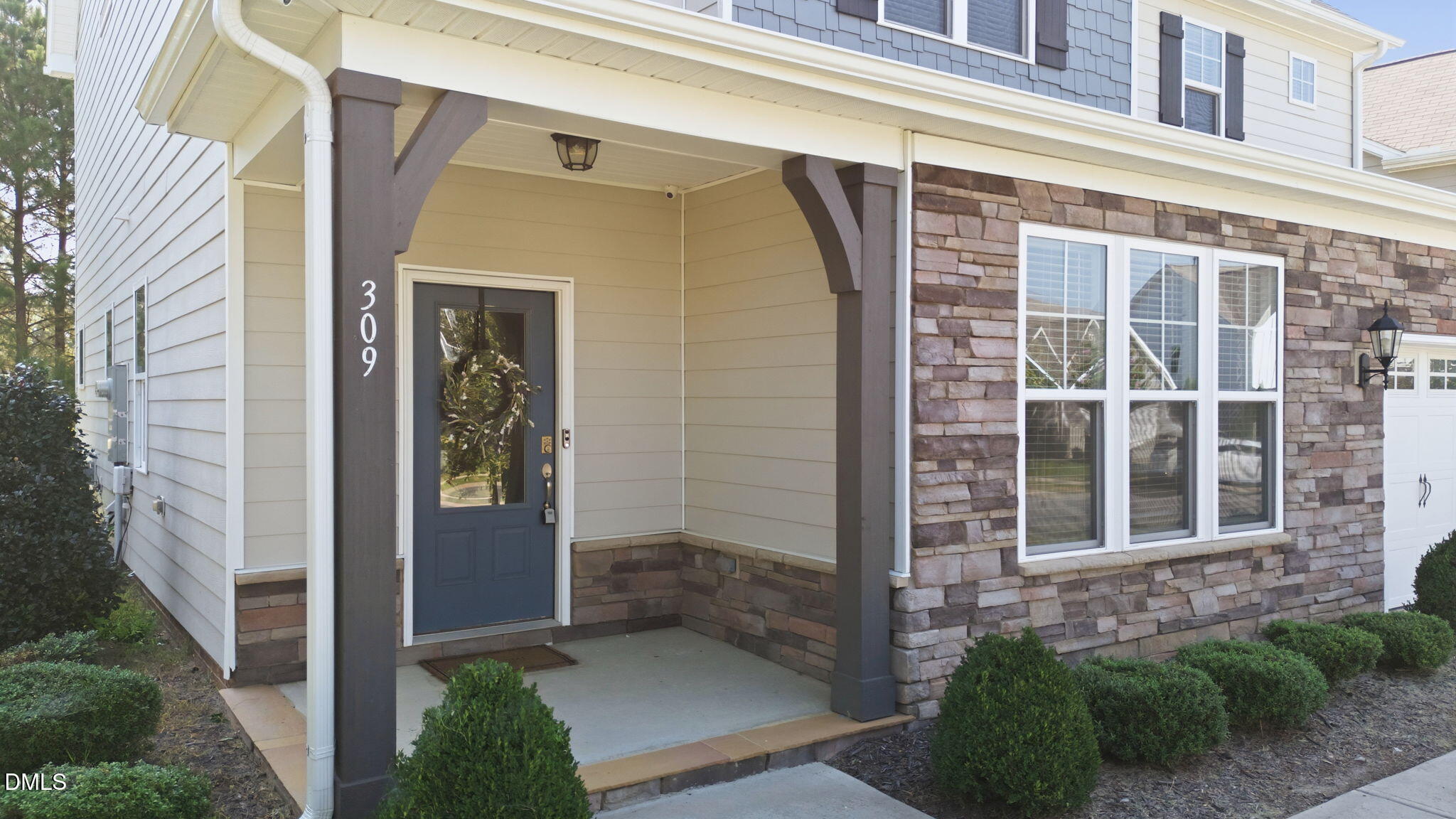 309 Long Lake Drive Property Photo 4