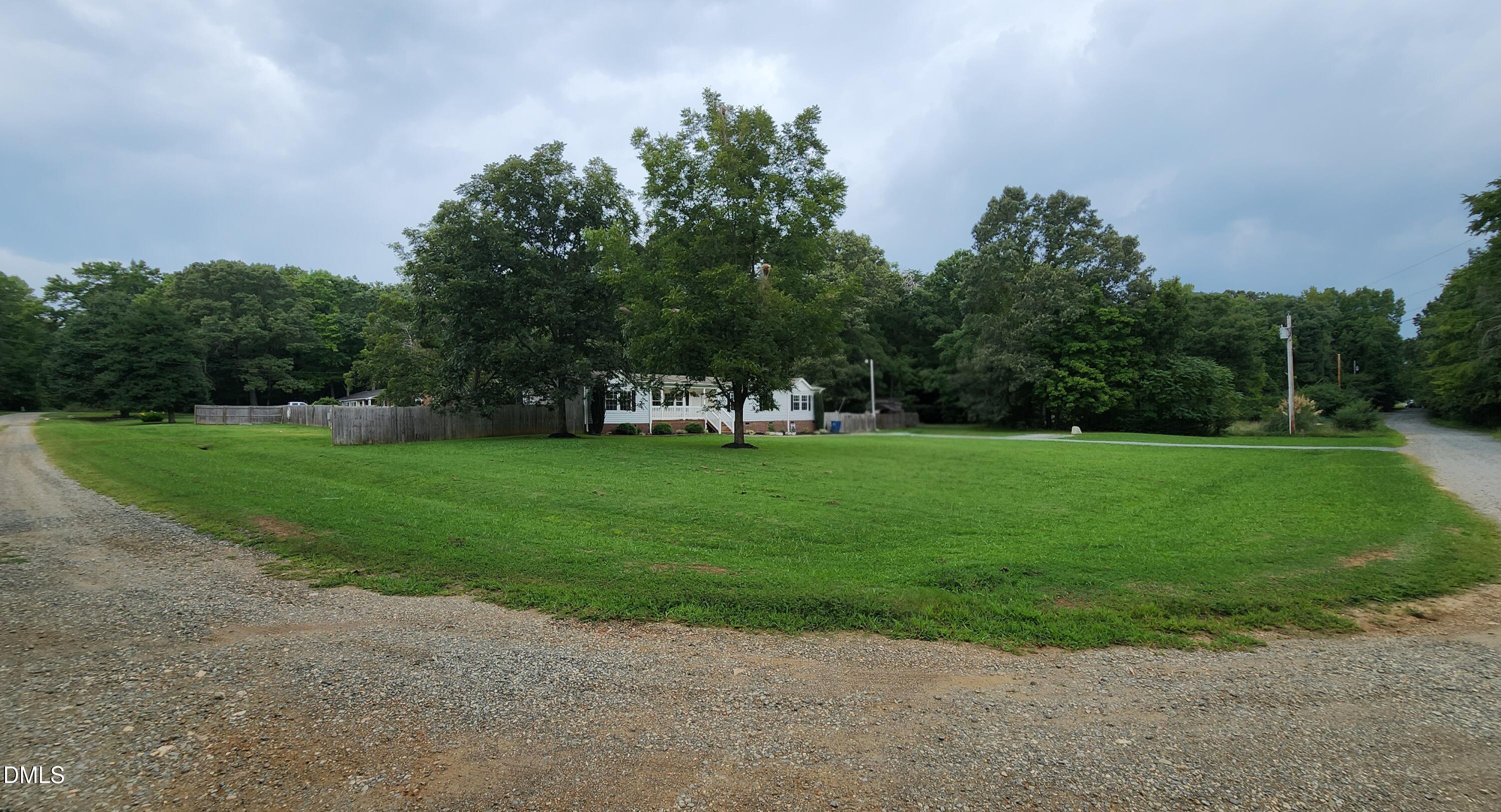 3888 Meriwether Lane Property Photo 6