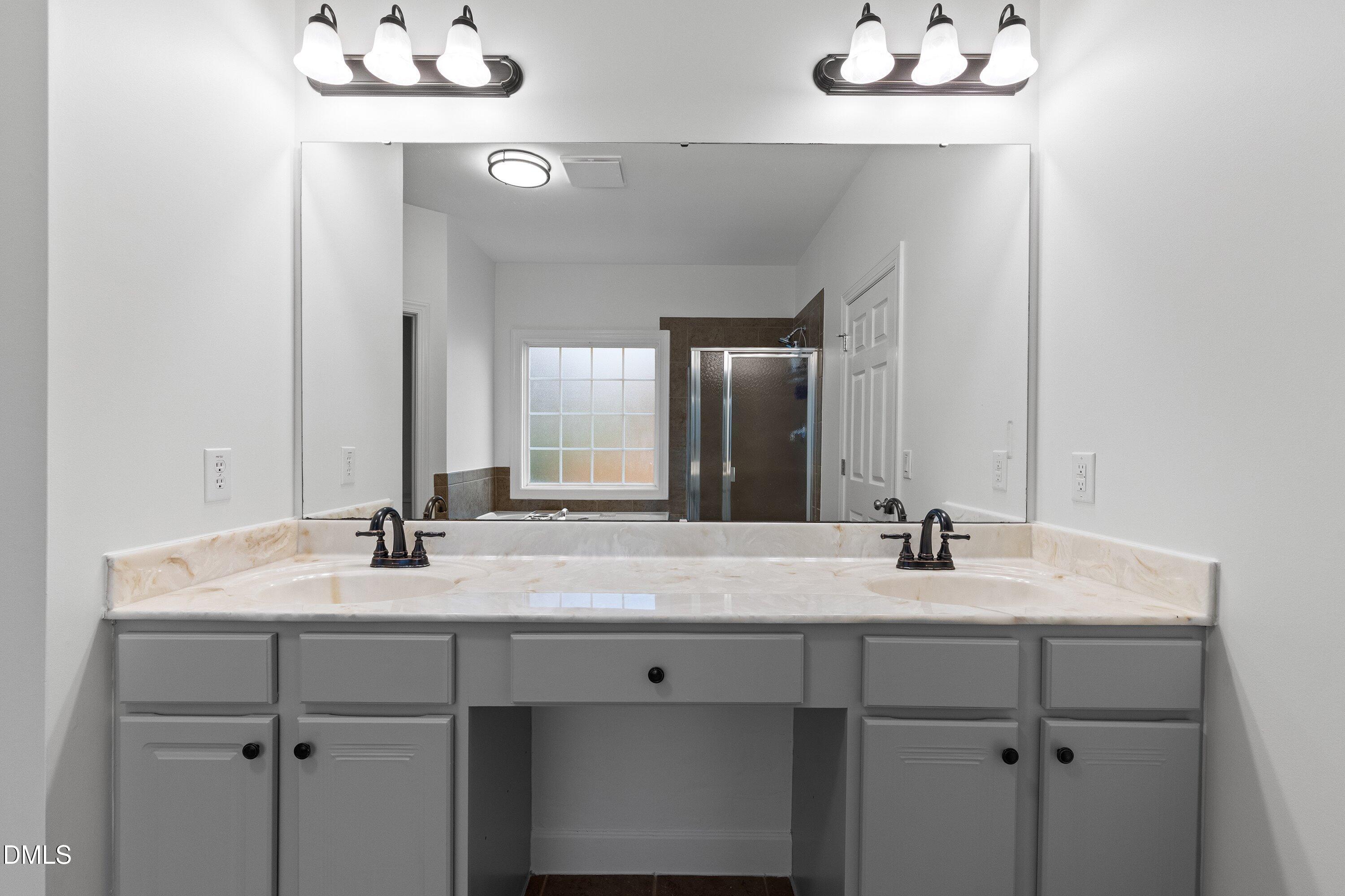 1740 Wysong Court Property Photo 11