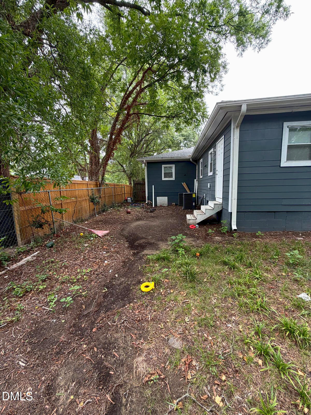 1610 Angier Avenue Property Photo 6