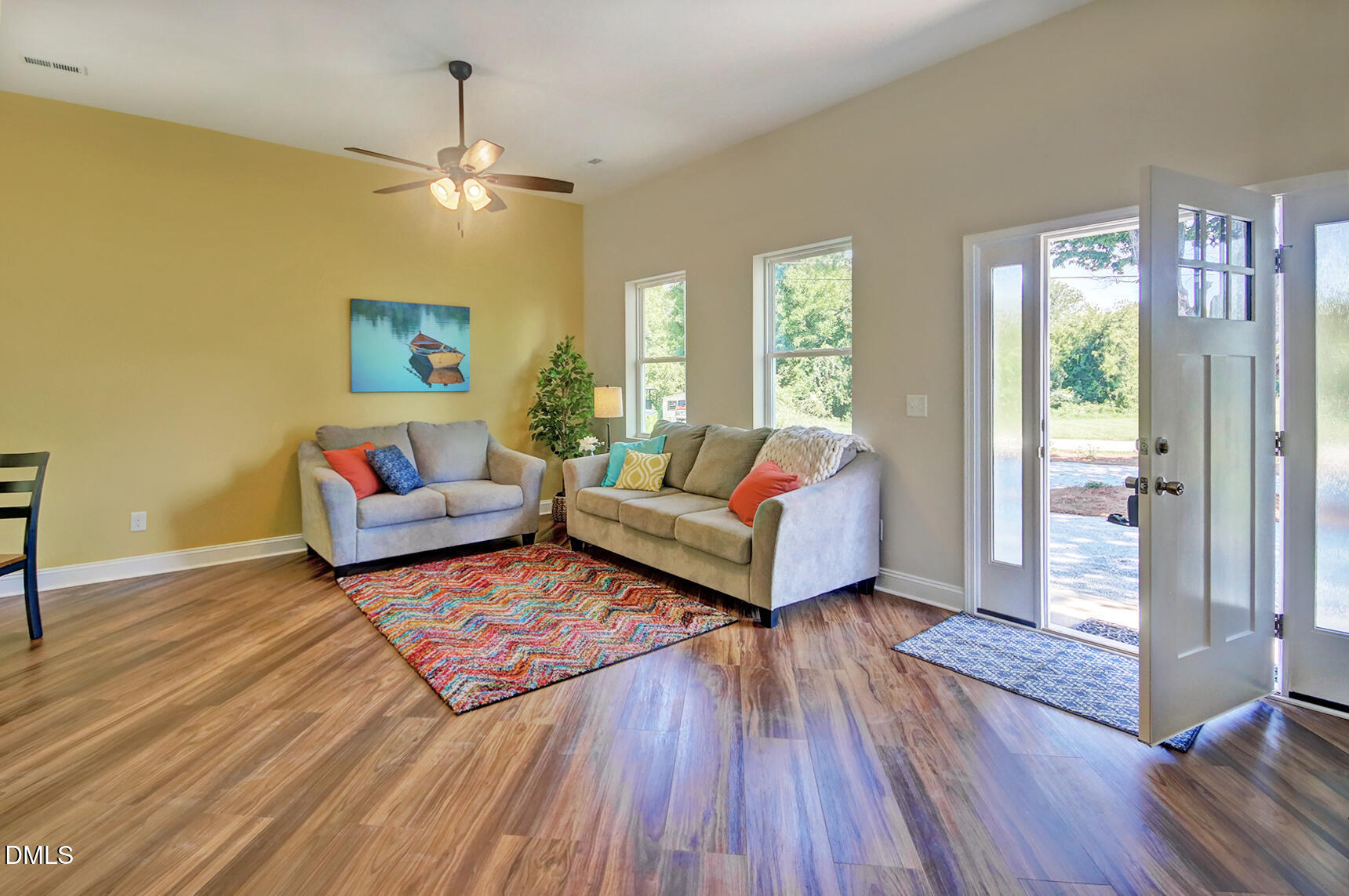 132 N State Street Property Photo 5