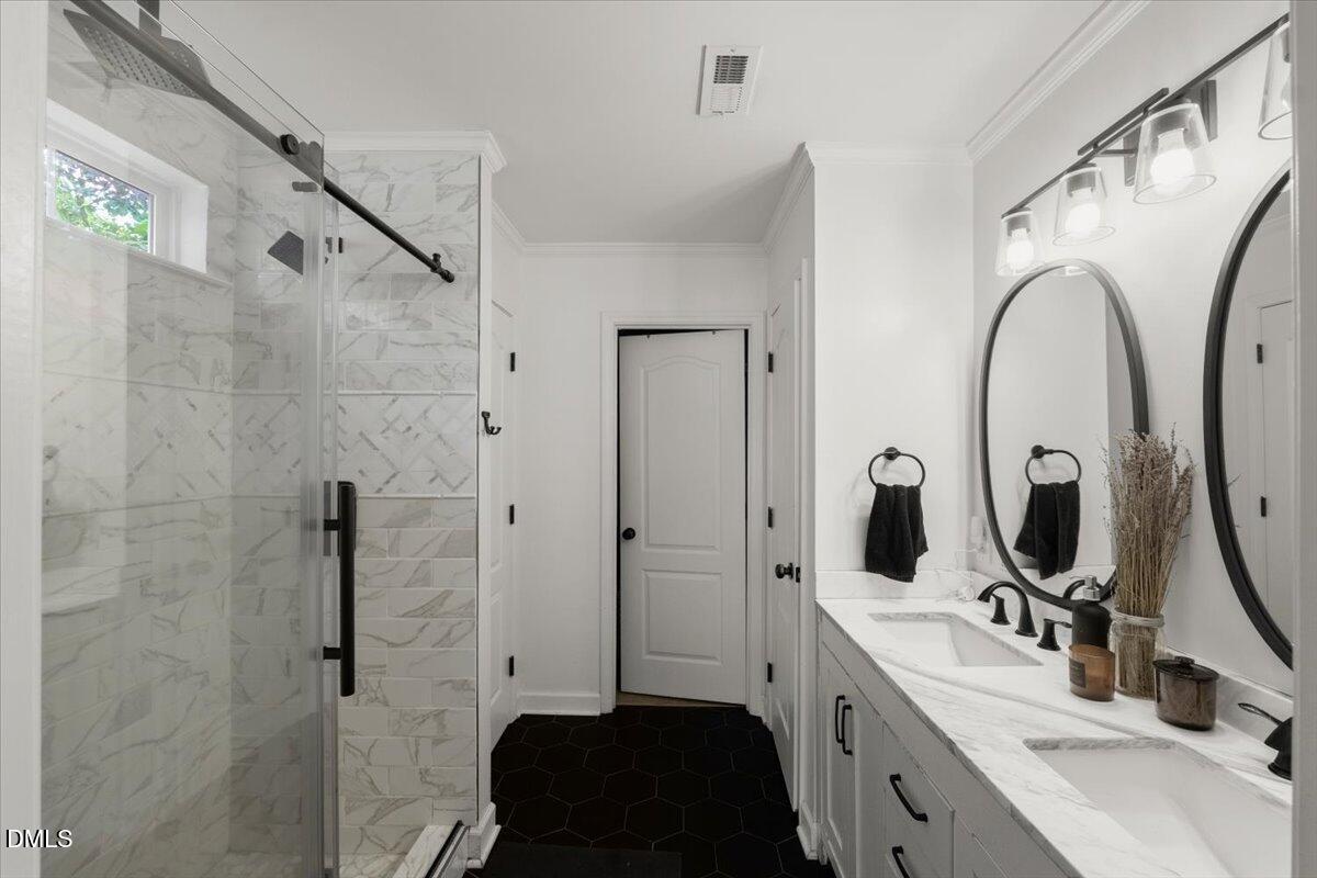 5305 Cardinal Grove Boulevard Property Photo 16