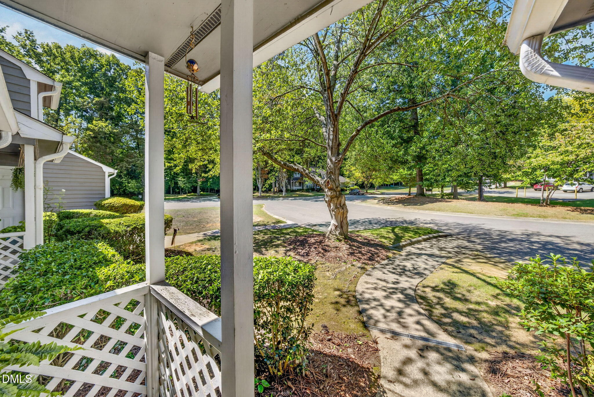 132 Lake Hollow Circle Property Photo 8