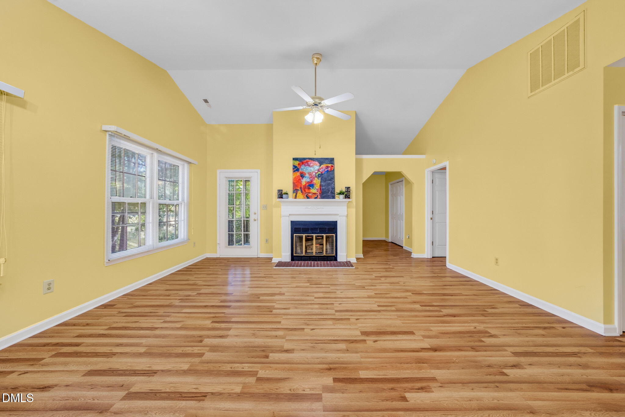 132 Lake Hollow Circle Property Photo 15