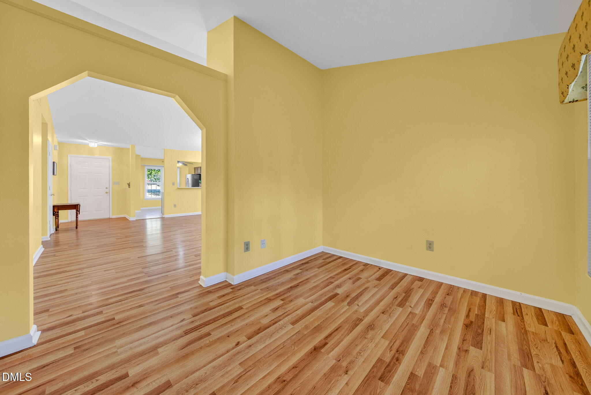 132 Lake Hollow Circle Property Photo 17
