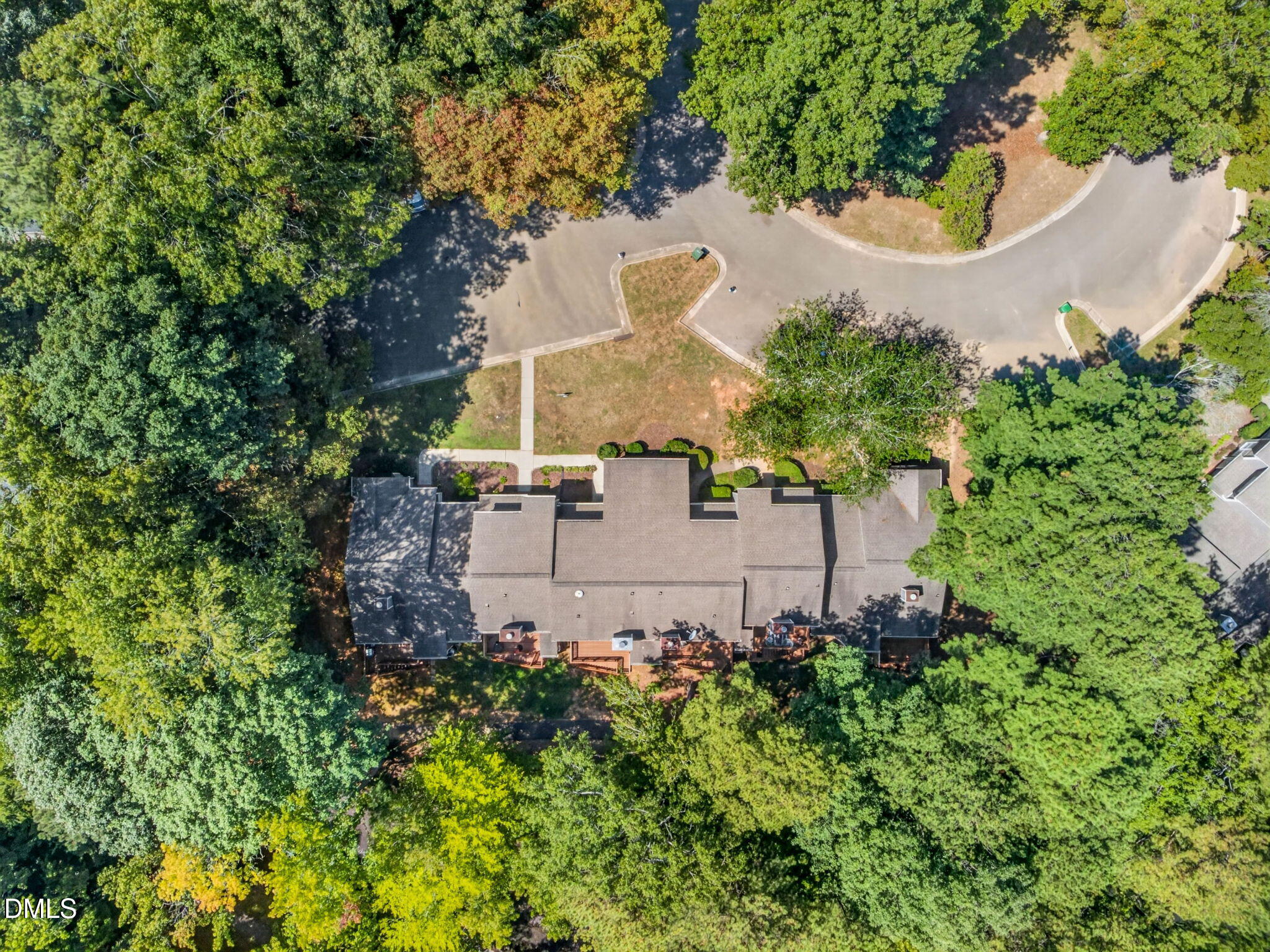 132 Lake Hollow Circle Property Photo 39