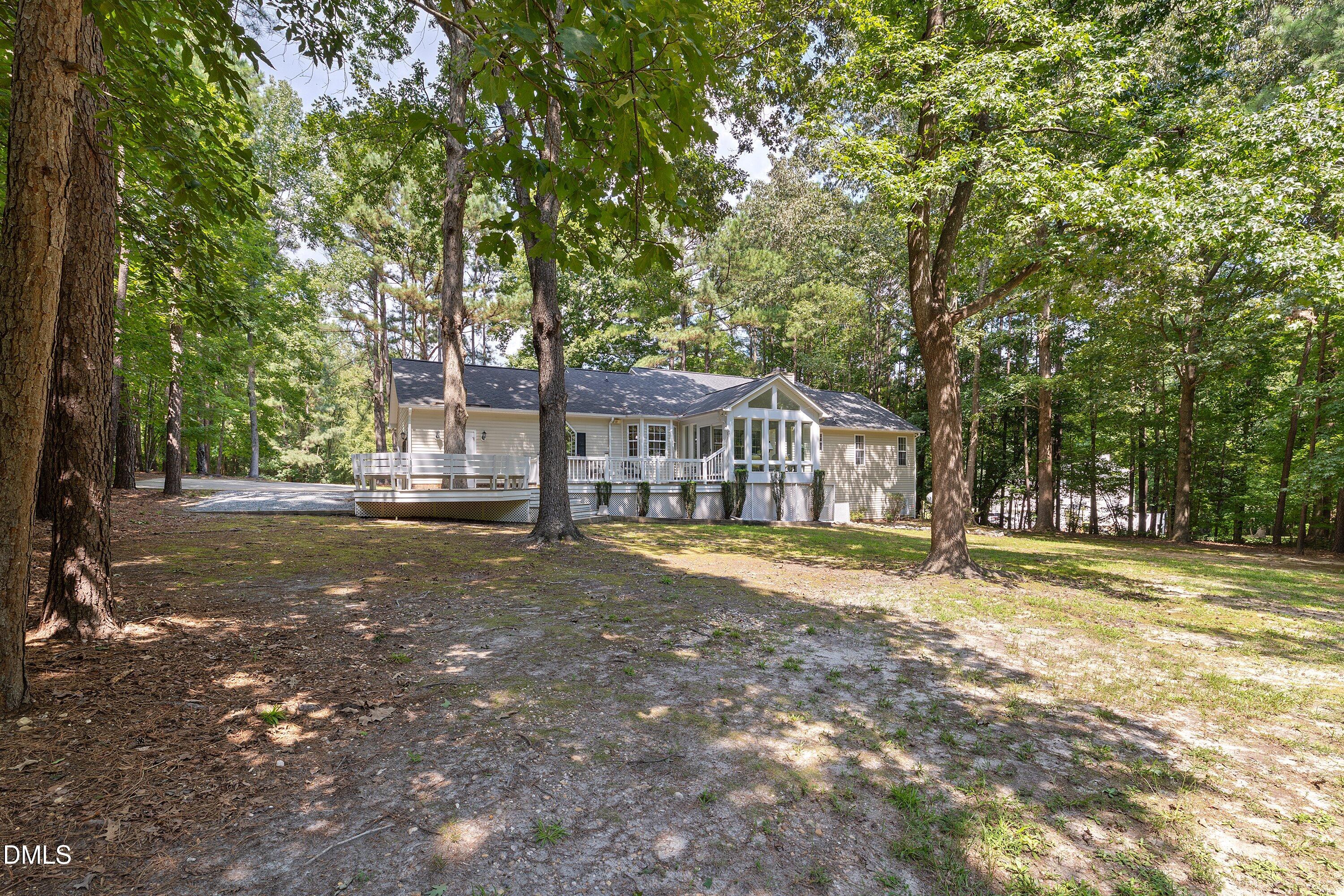 285 Atkinson Farm Circle Property Photo 4