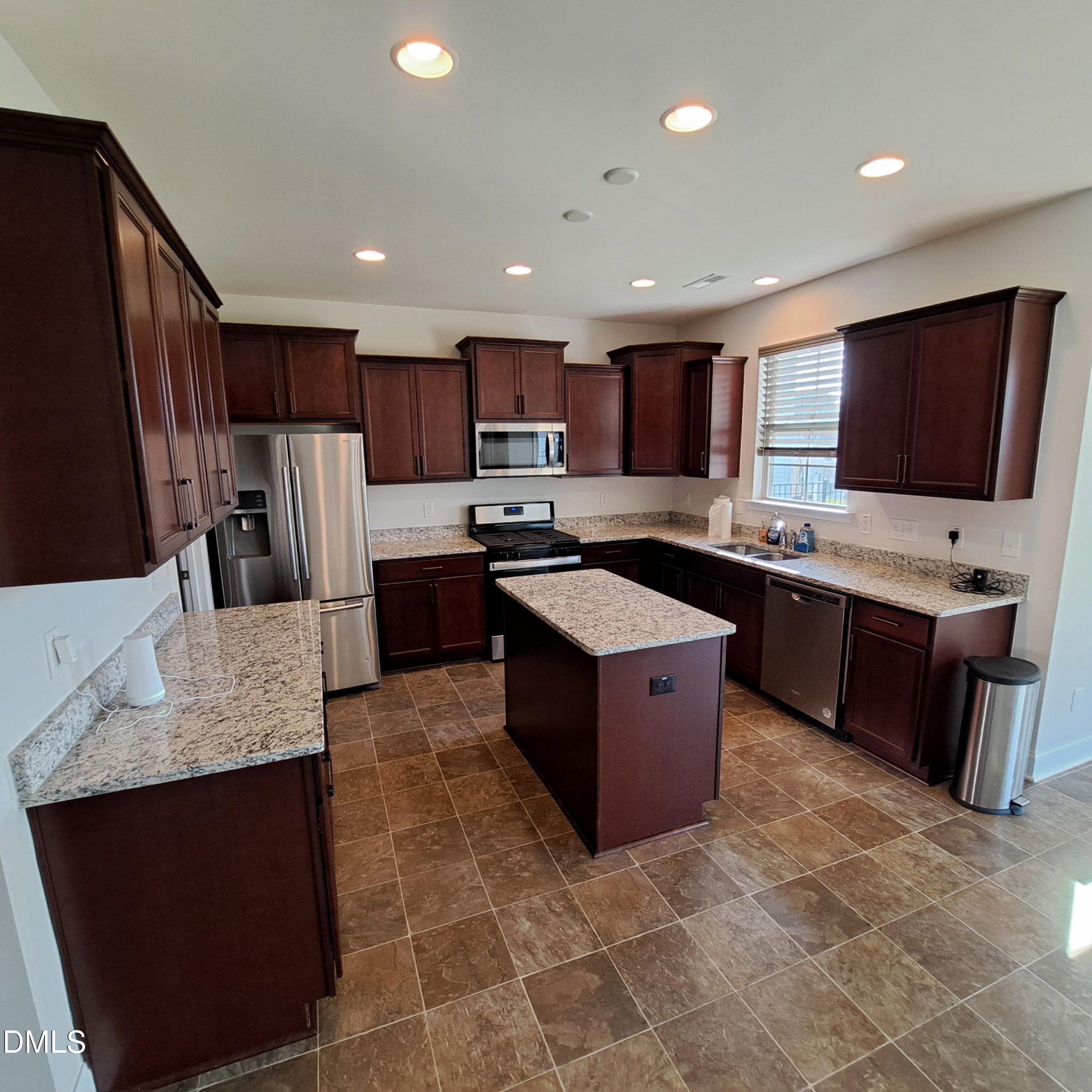 435 Hawksbill Drive Property Photo 3