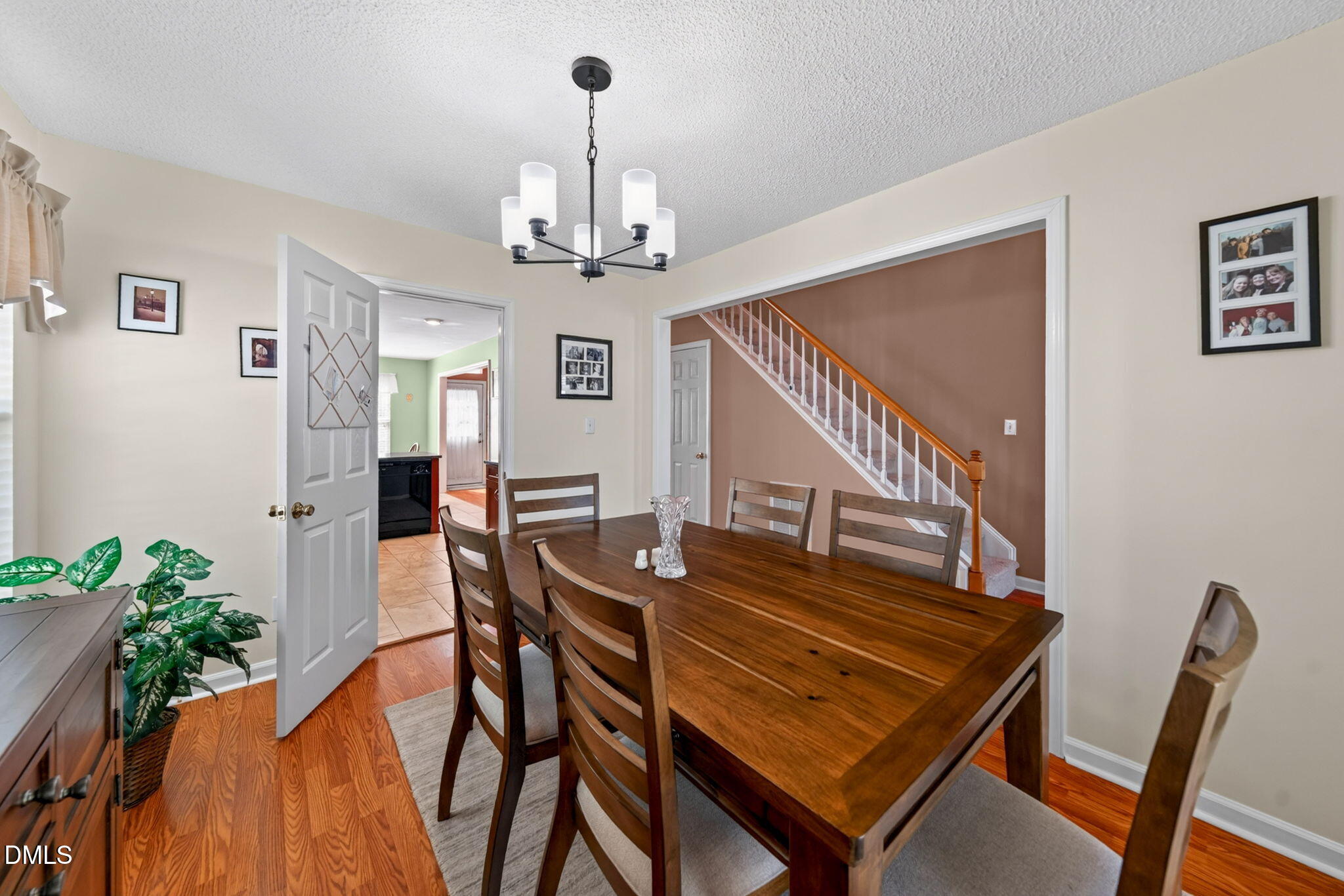 341 Stone Hedge Court Property Photo 9