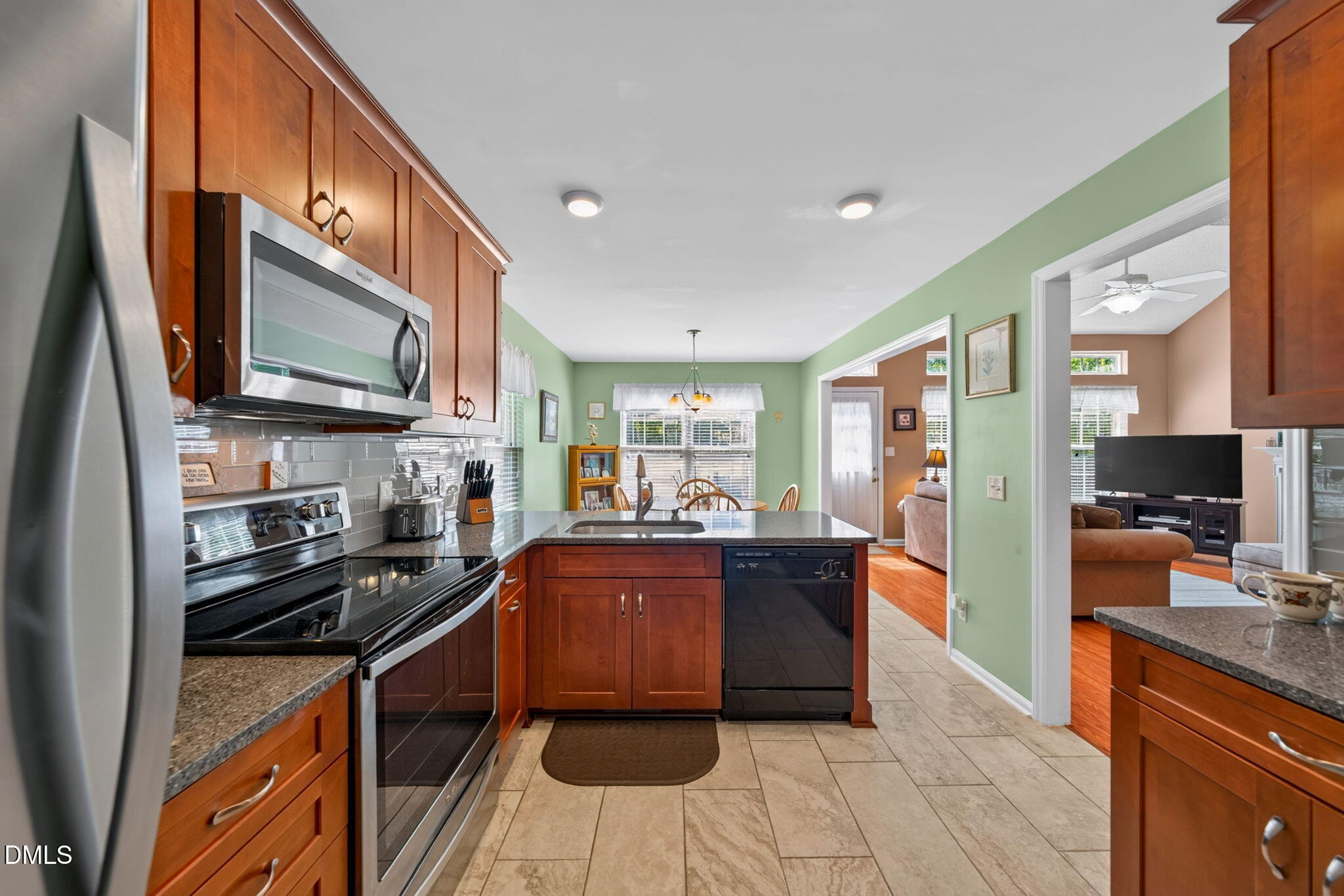 341 Stone Hedge Court Property Photo 10