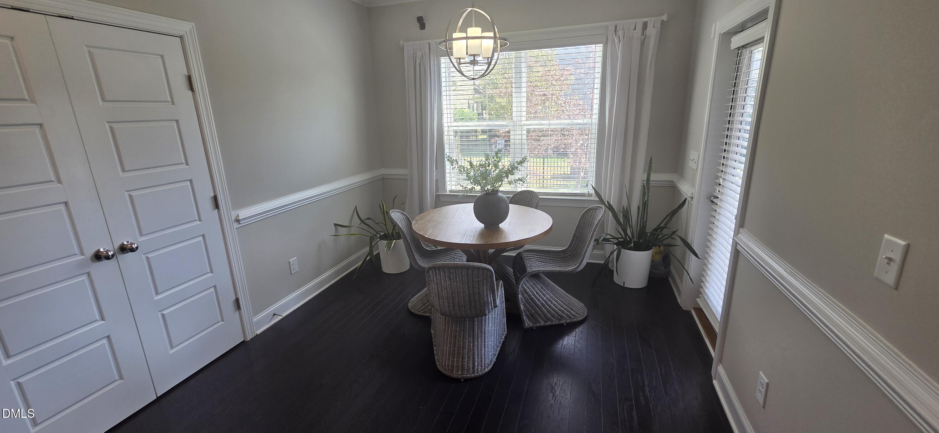 1900 Edens Ridge Avenue Property Photo 13