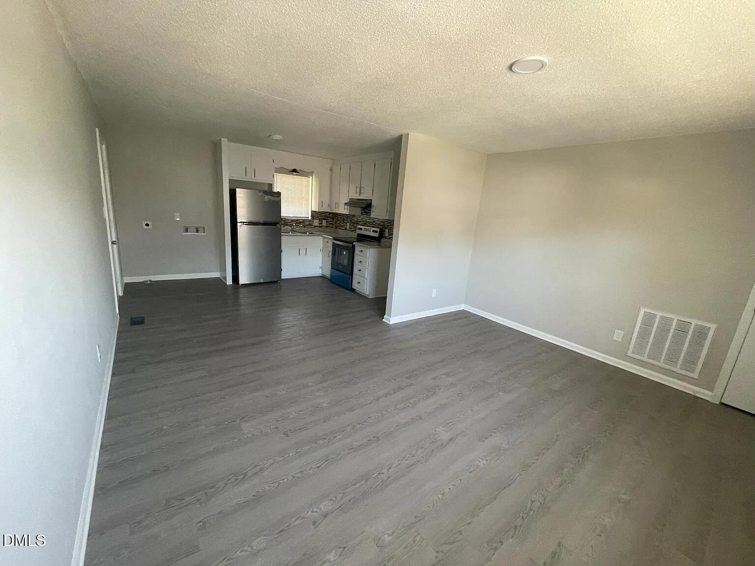 115 Hillside Avenue Property Photo 3