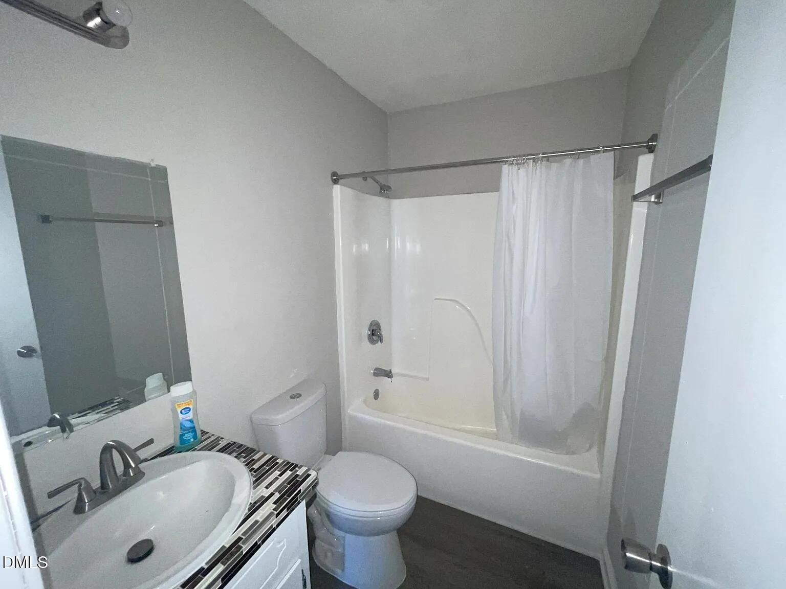 115 Hillside Avenue Property Photo 8