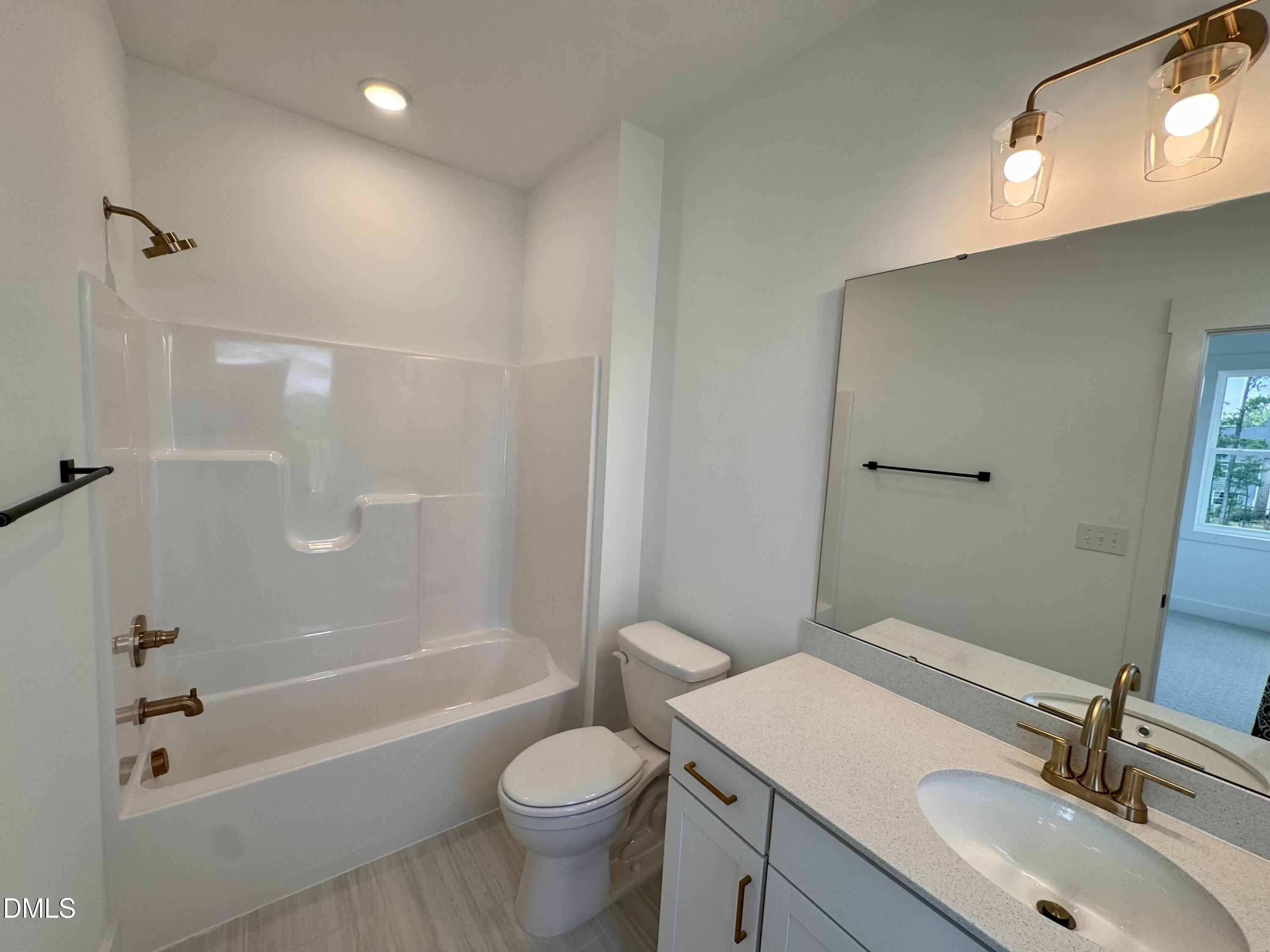 808 Portia Way Property Photo 19