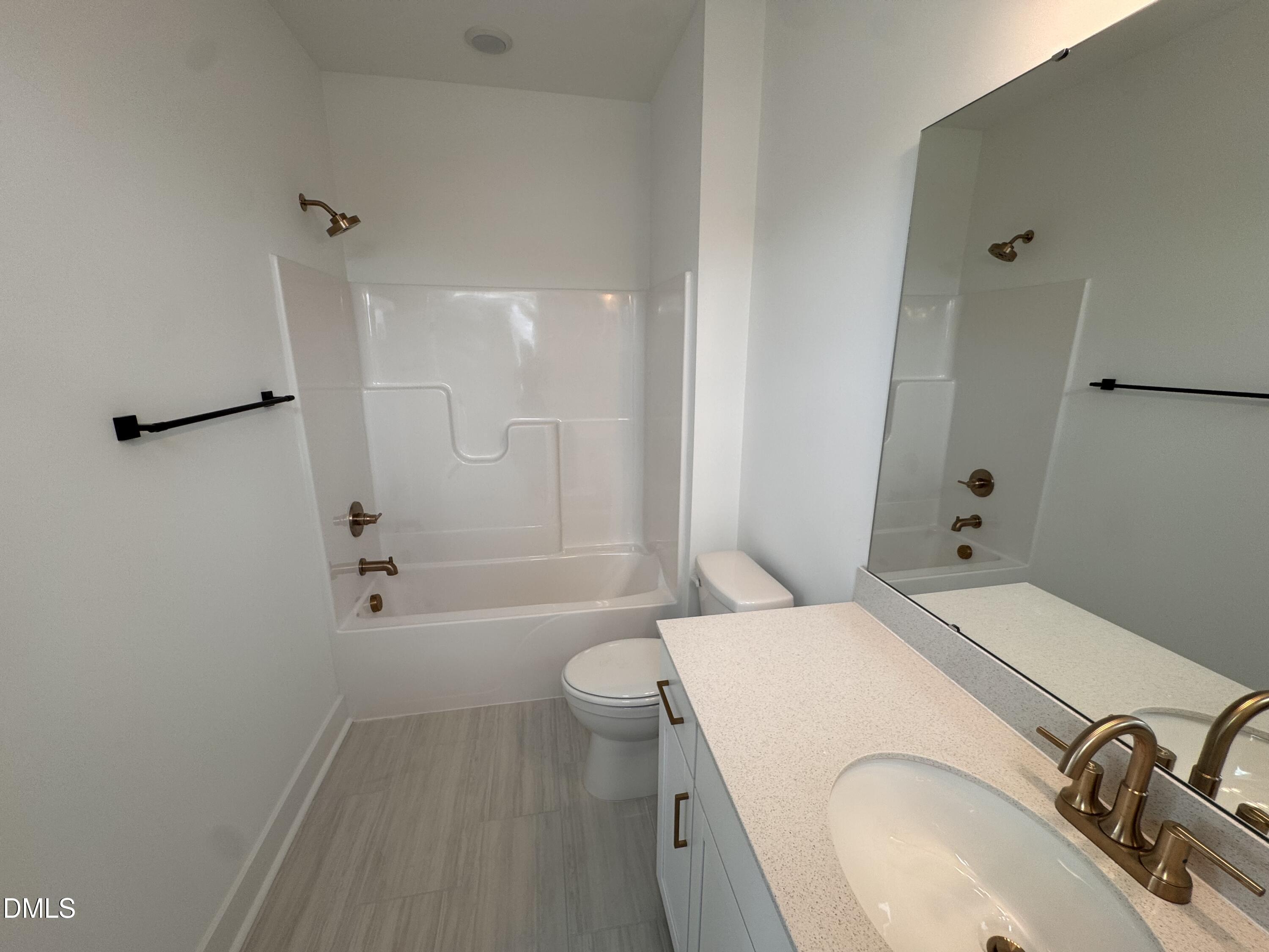 808 Portia Way Property Photo 27