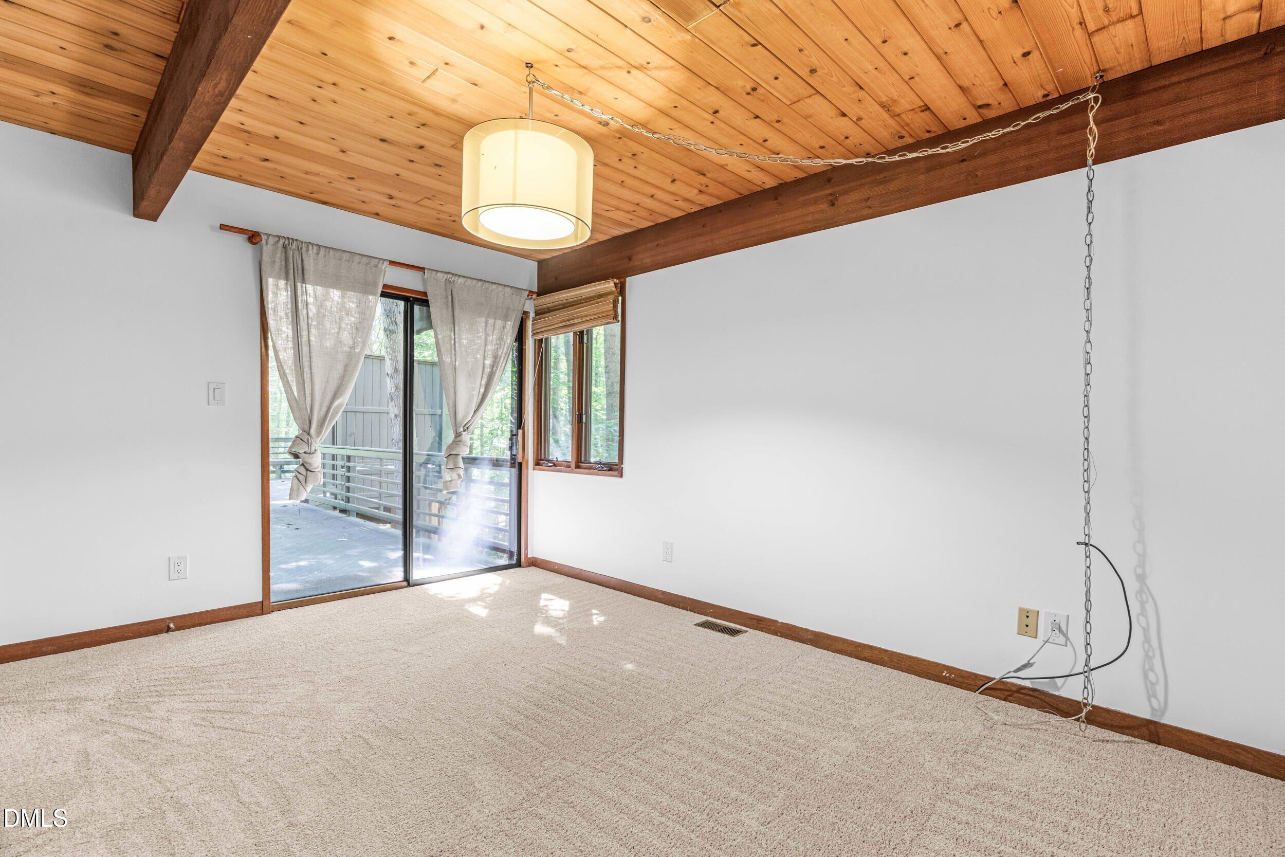 10429 Leslie Drive Property Photo 29
