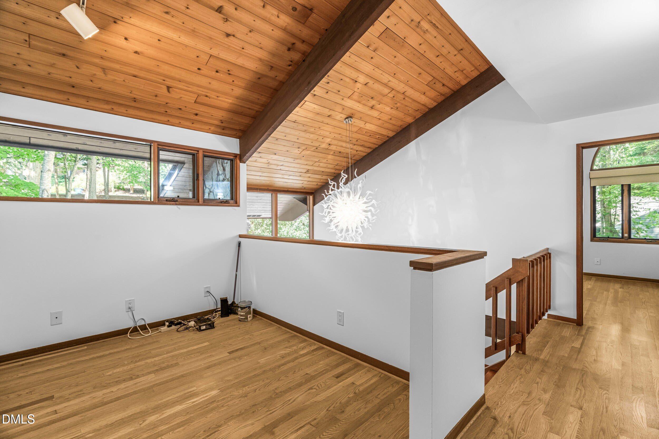10429 Leslie Drive Property Photo 35