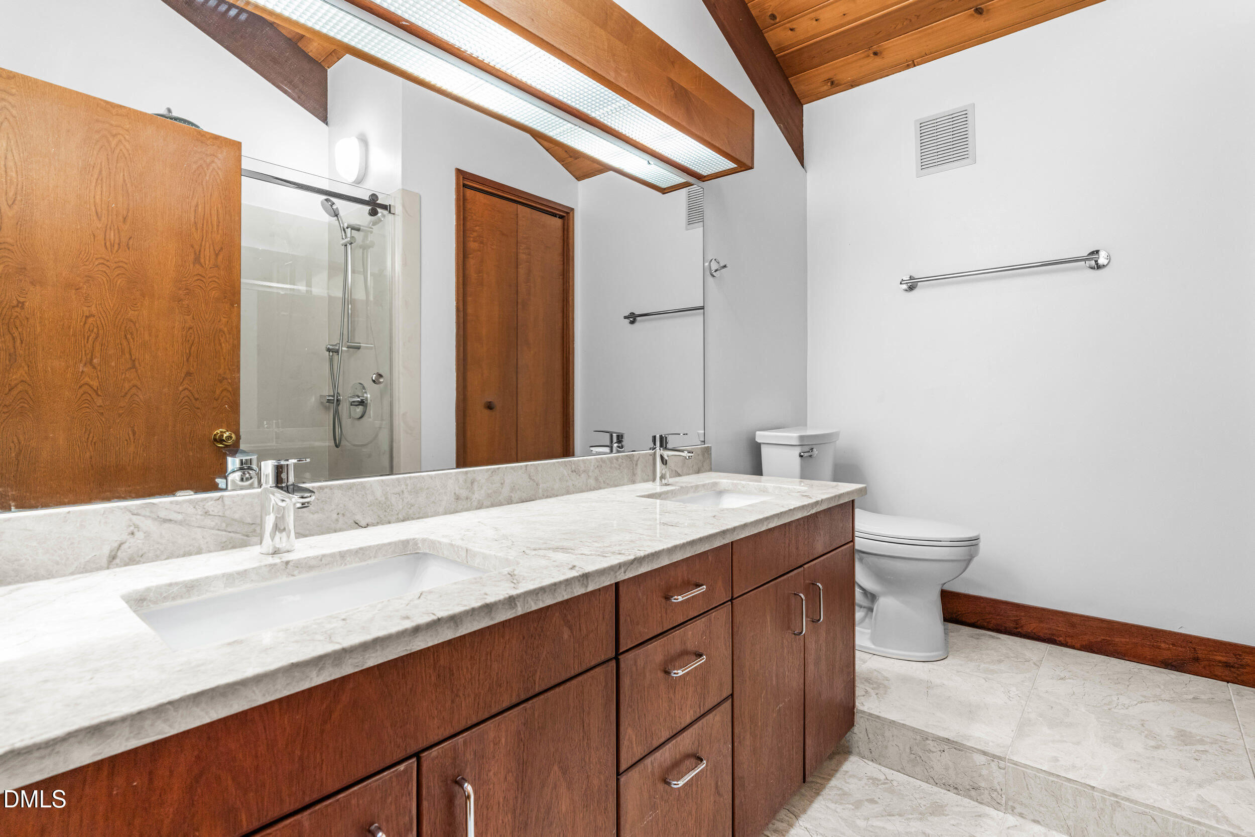 10429 Leslie Drive Property Photo 48