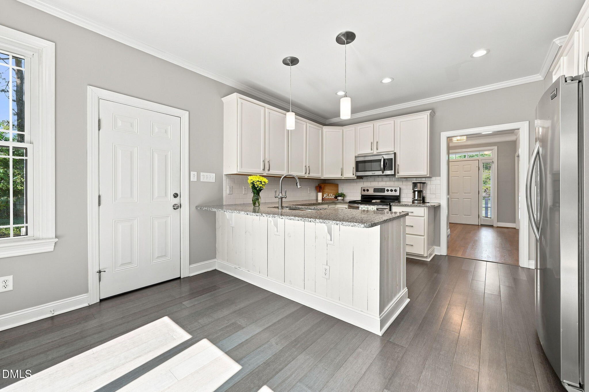 1005 Portico Place Property Photo 12
