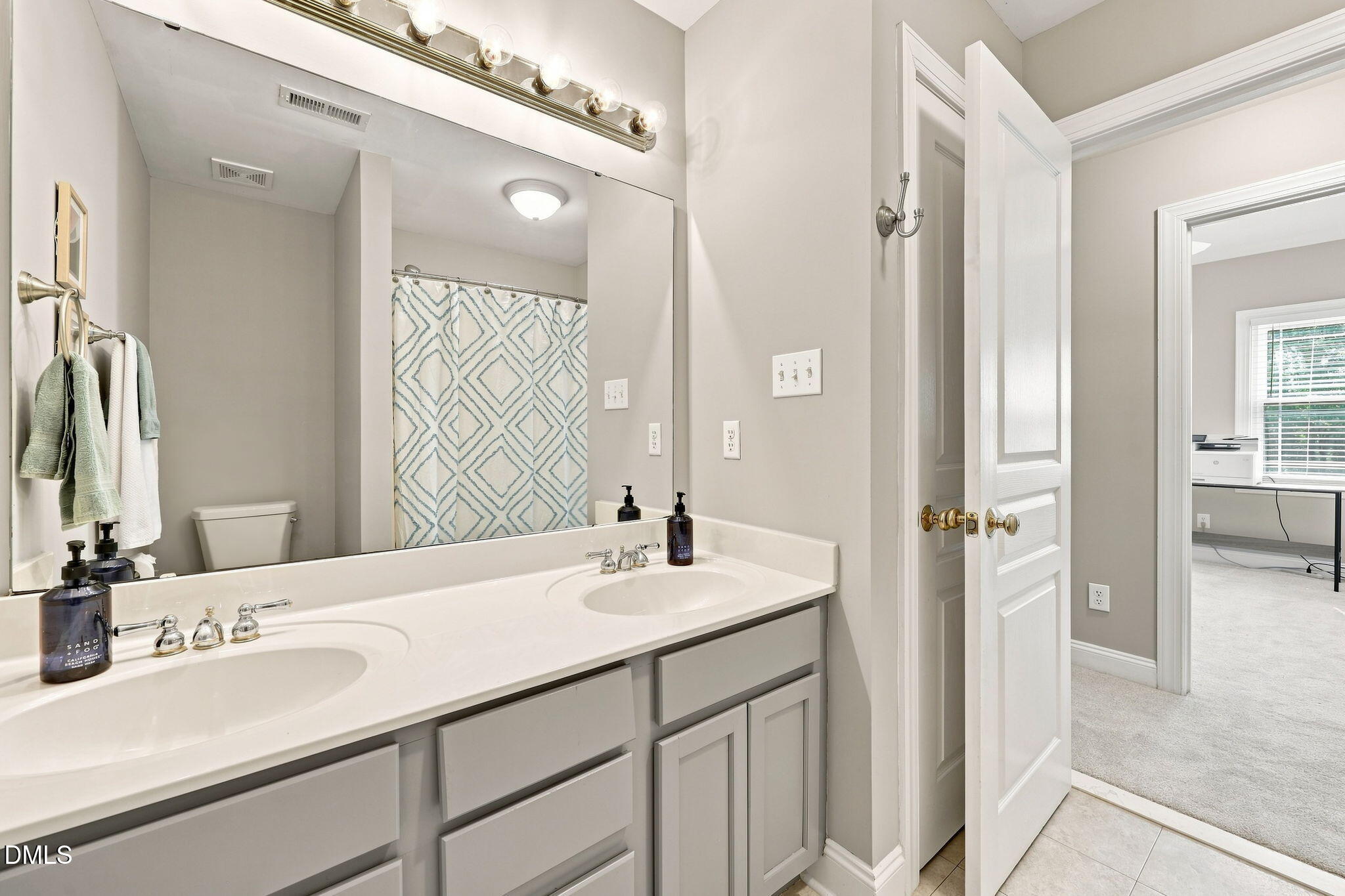 1005 Portico Place Property Photo 29