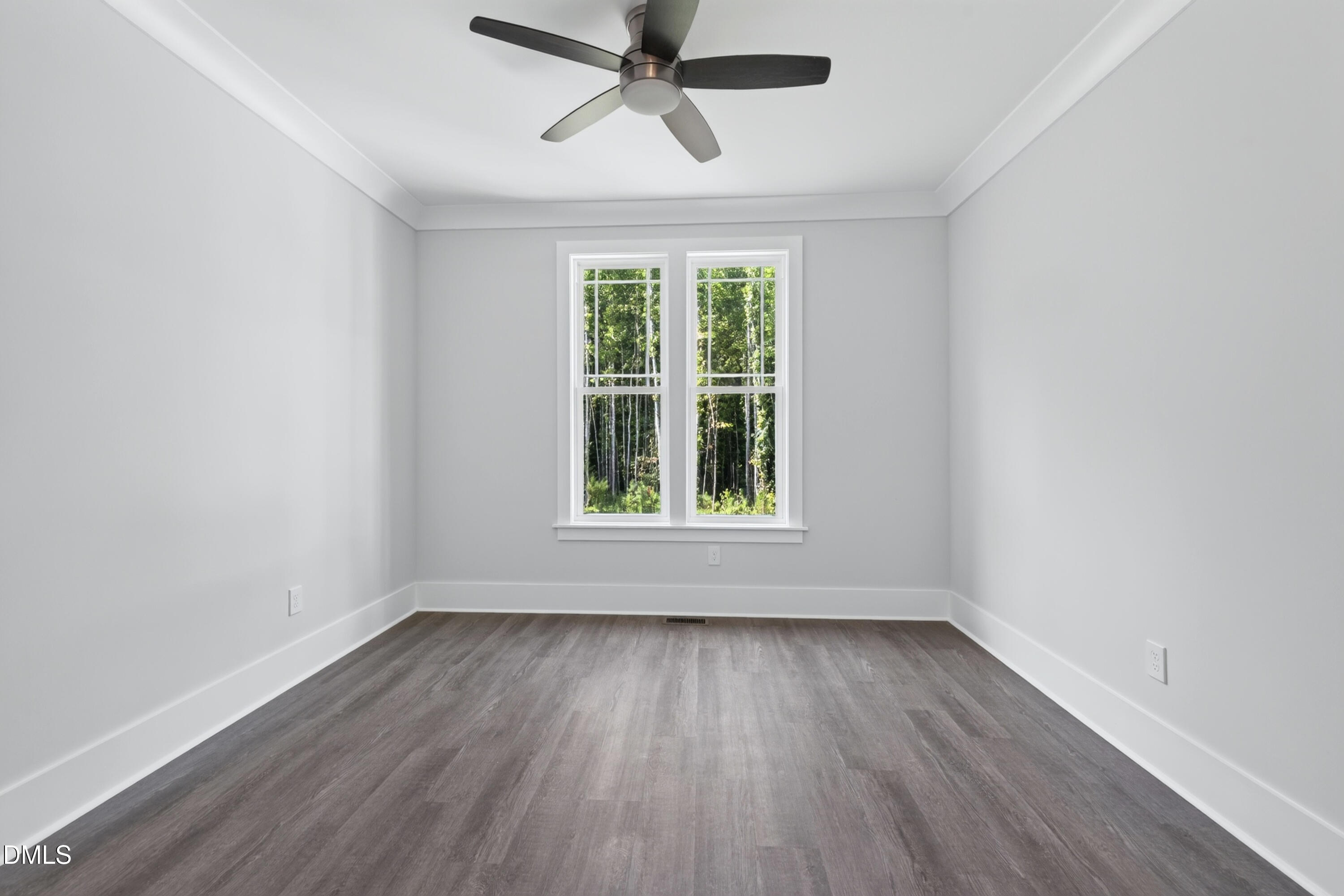 613 Darian Woods Drive Property Photo 30