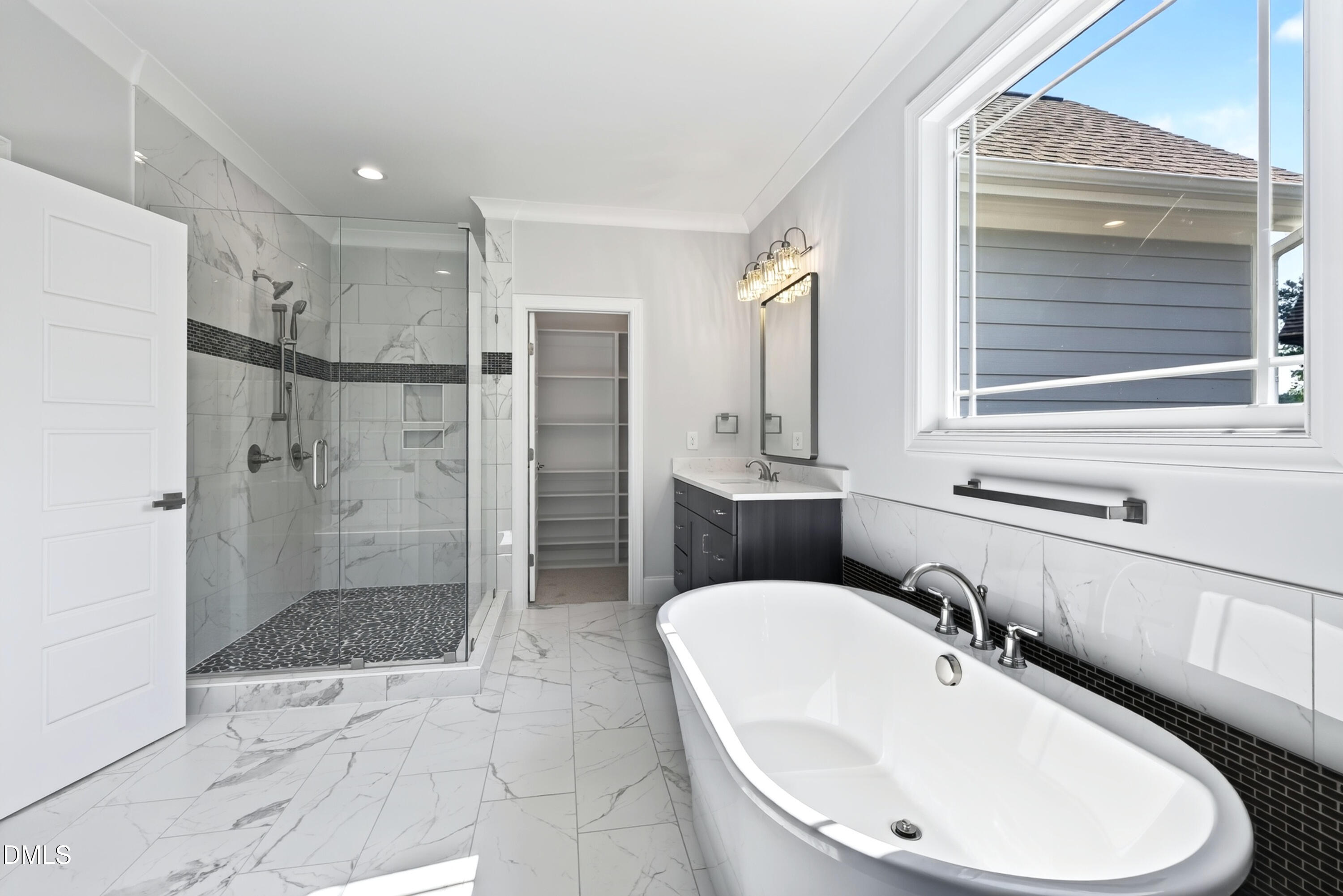 613 Darian Woods Drive Property Photo 42