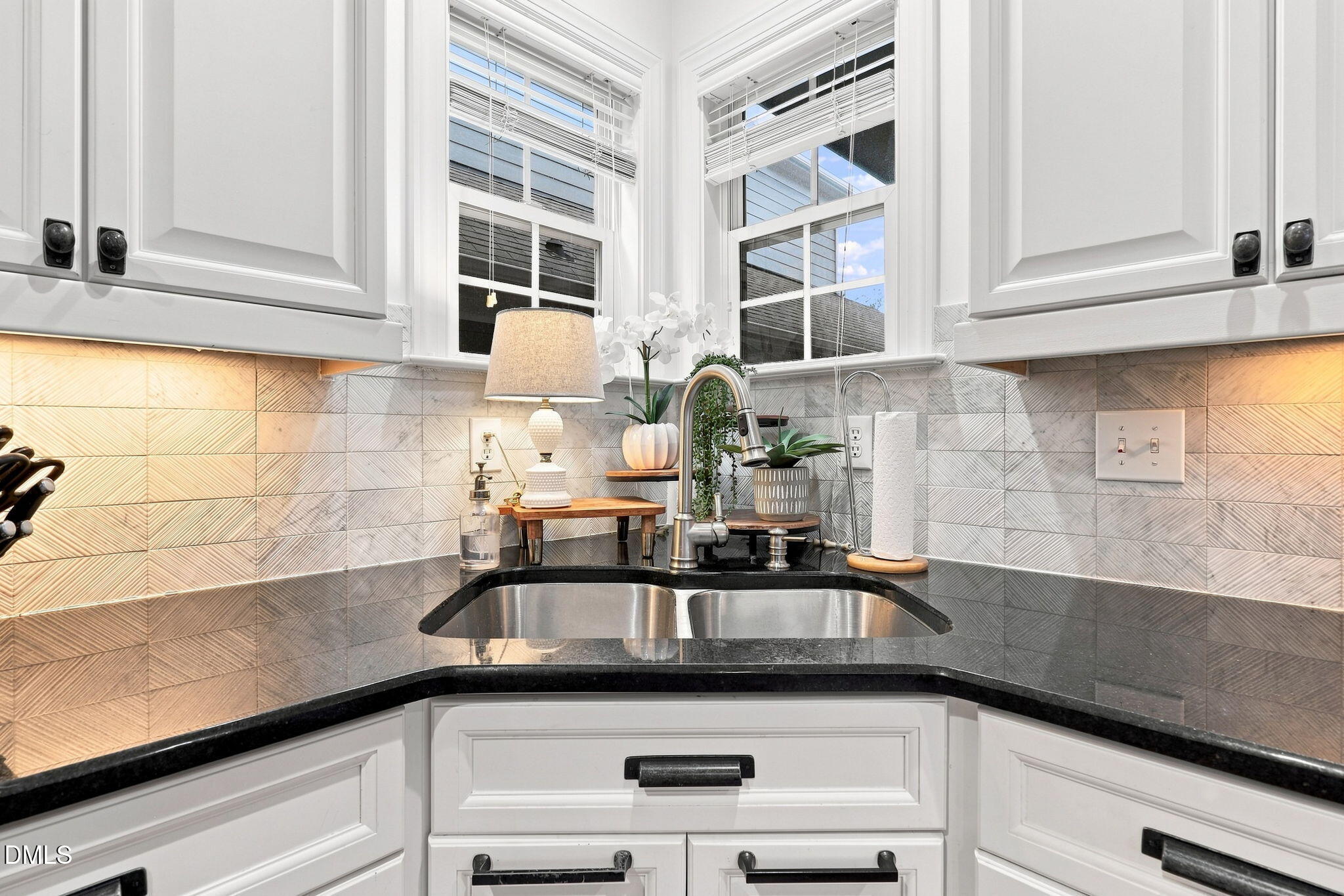 1209 Harp Street Property Photo 10