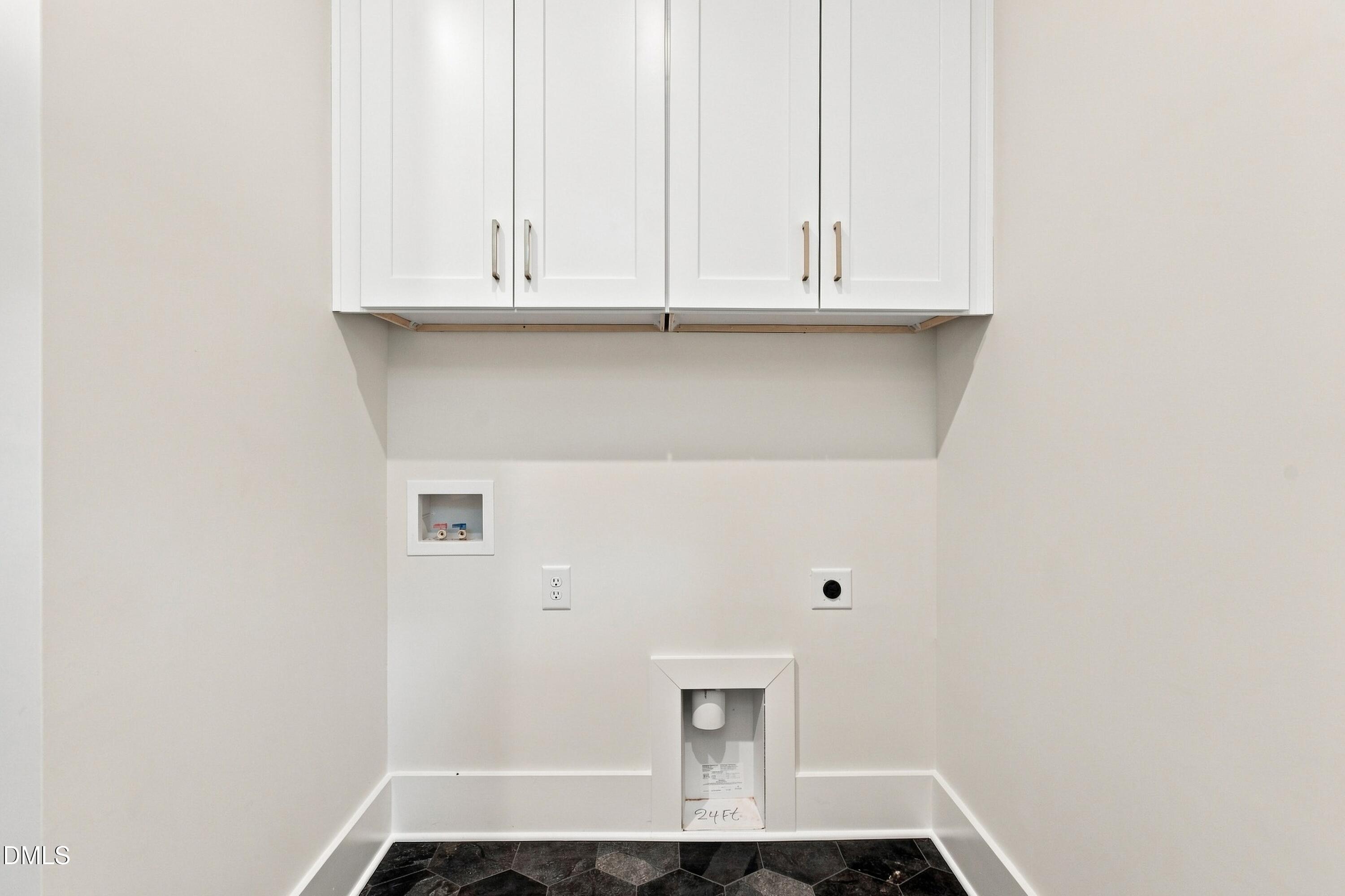 2921 Claremont Road Property Photo 21