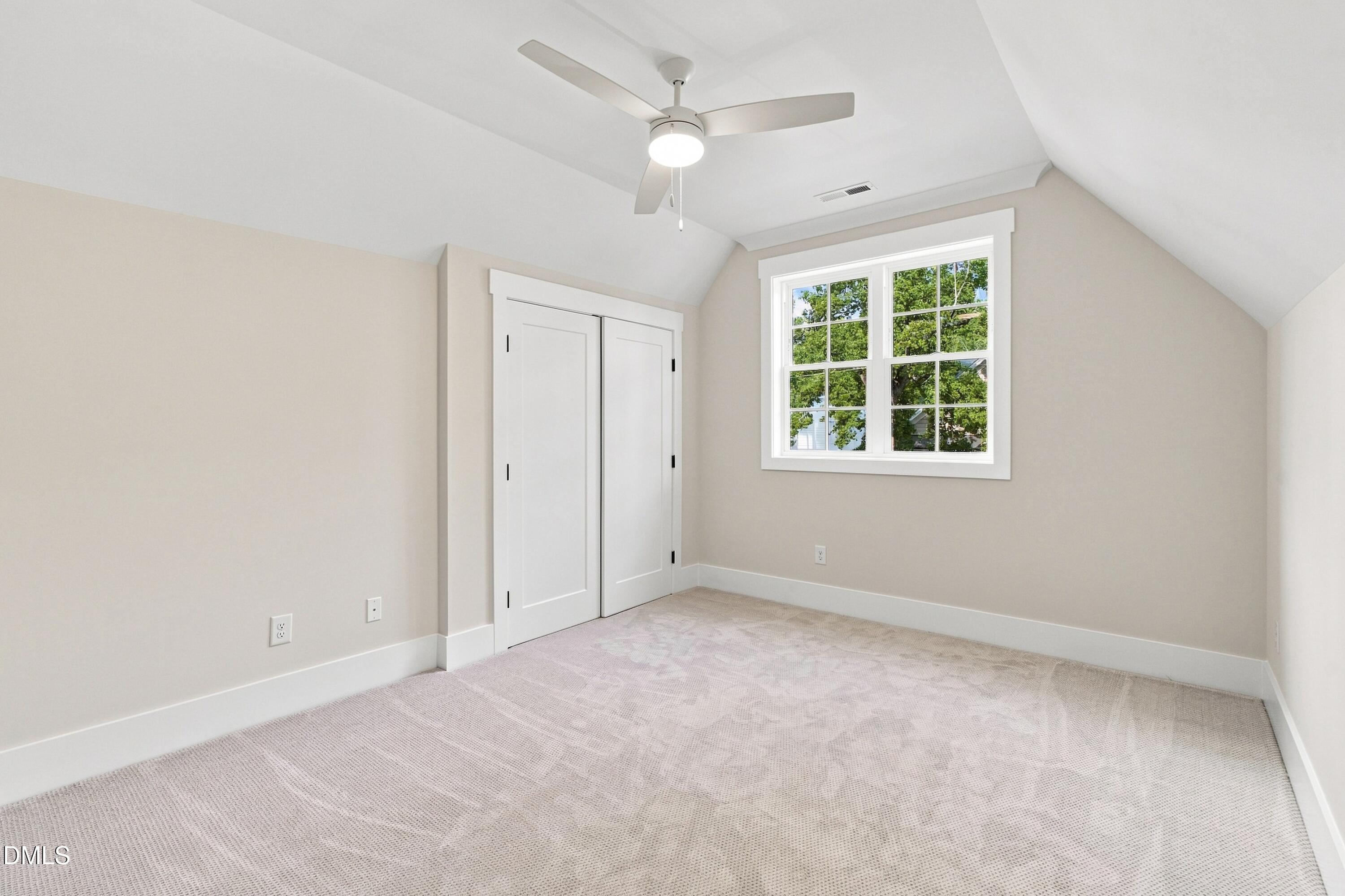 2921 Claremont Road Property Photo 34