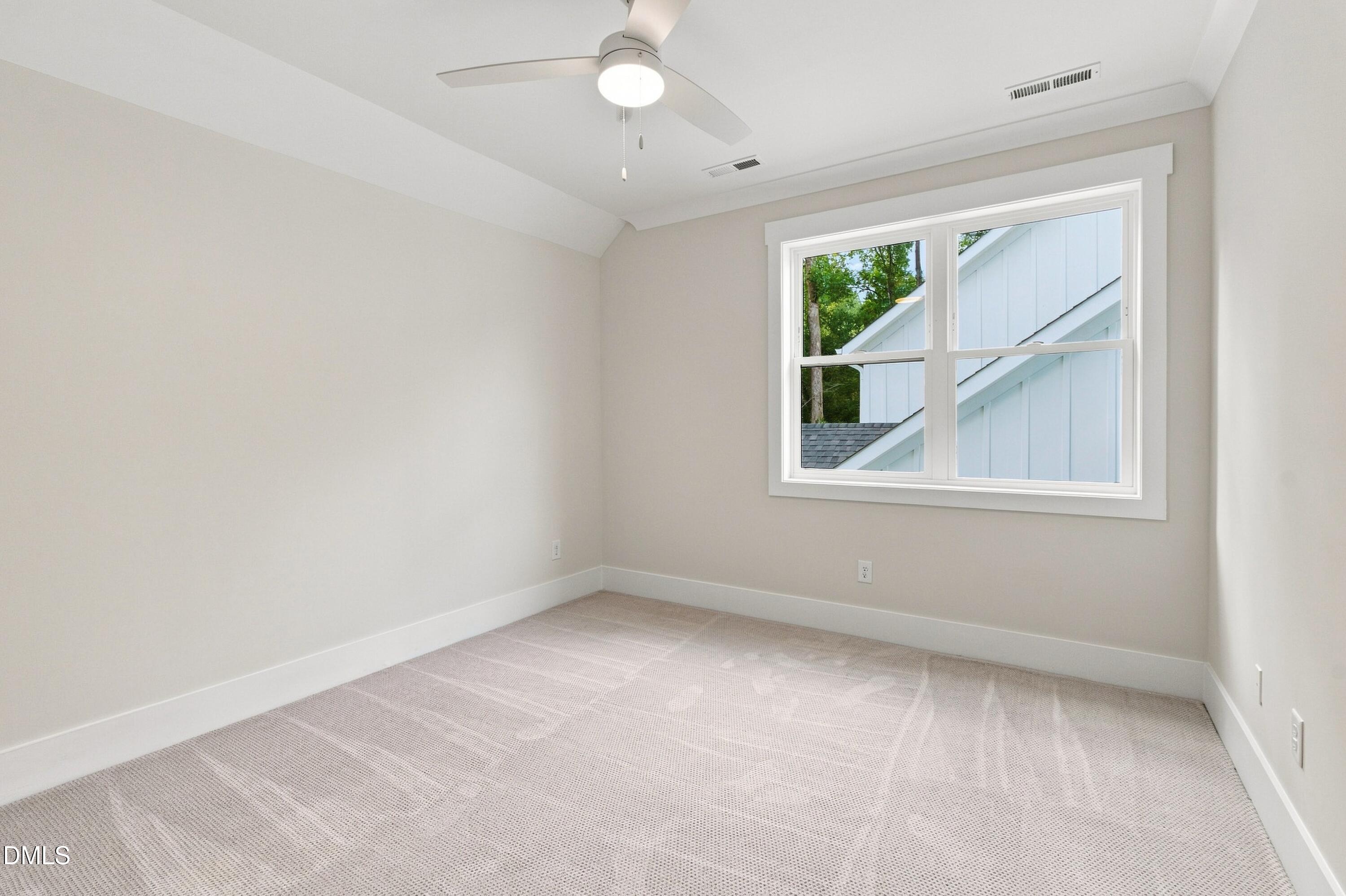 2921 Claremont Road Property Photo 42
