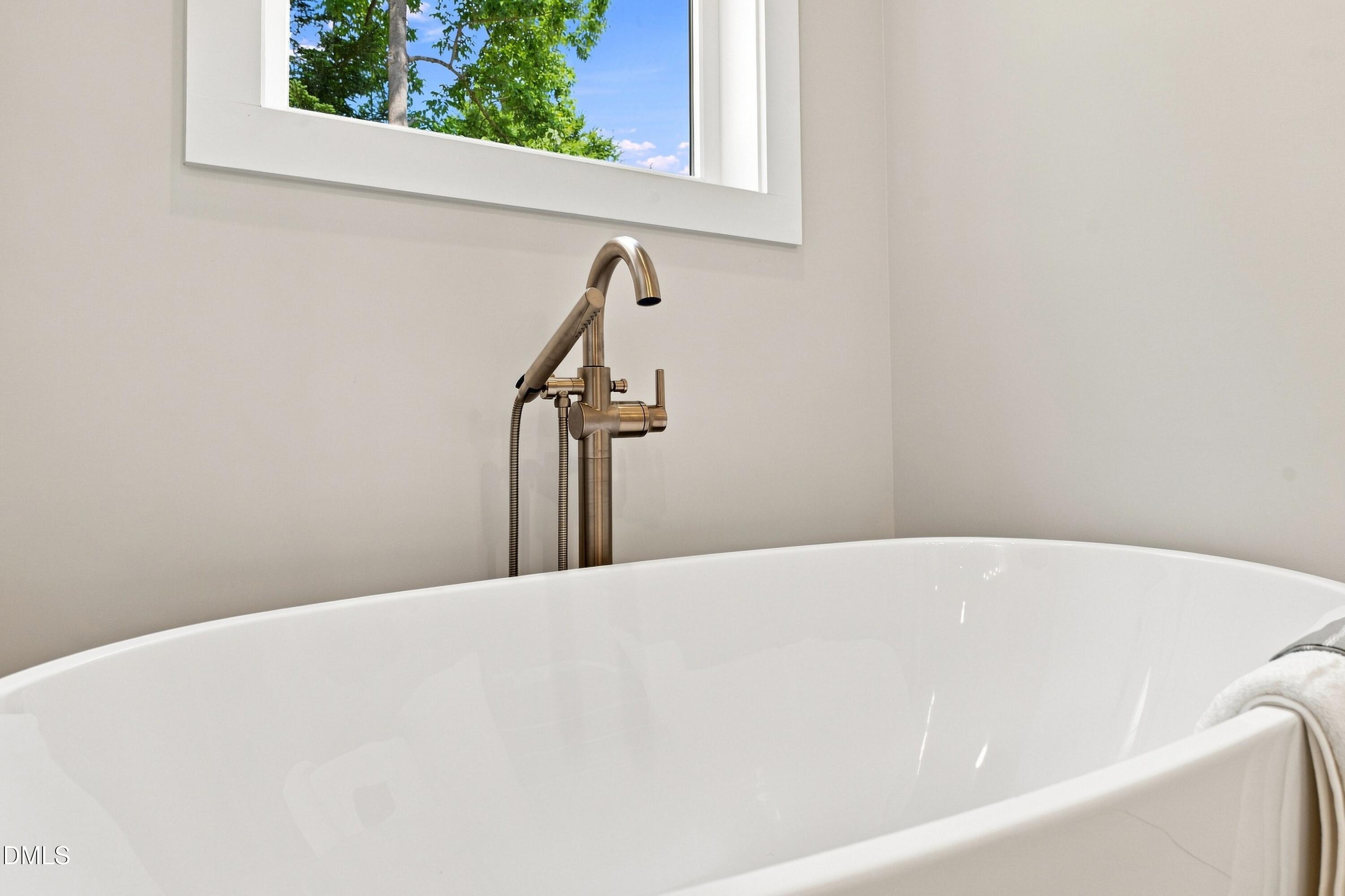2923 Claremont Road Property Photo 29