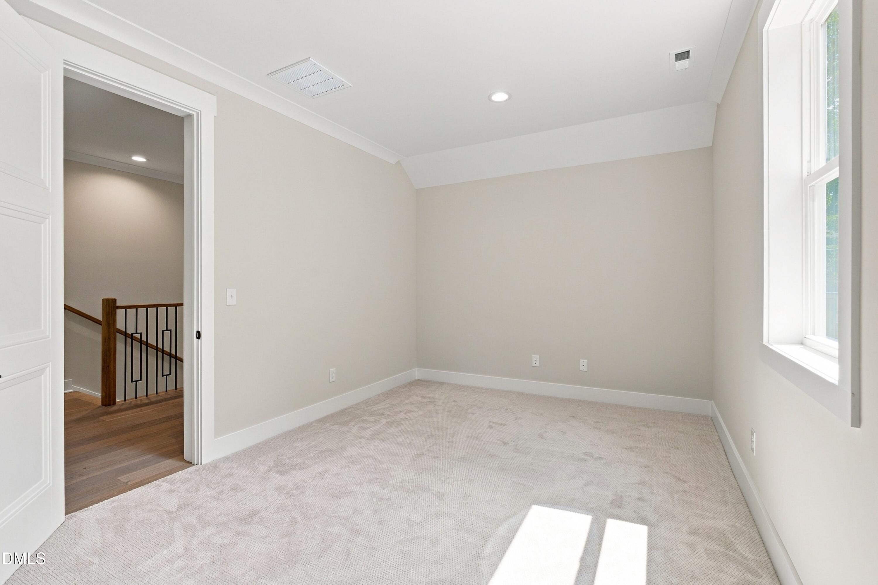 2923 Claremont Road Property Photo 37
