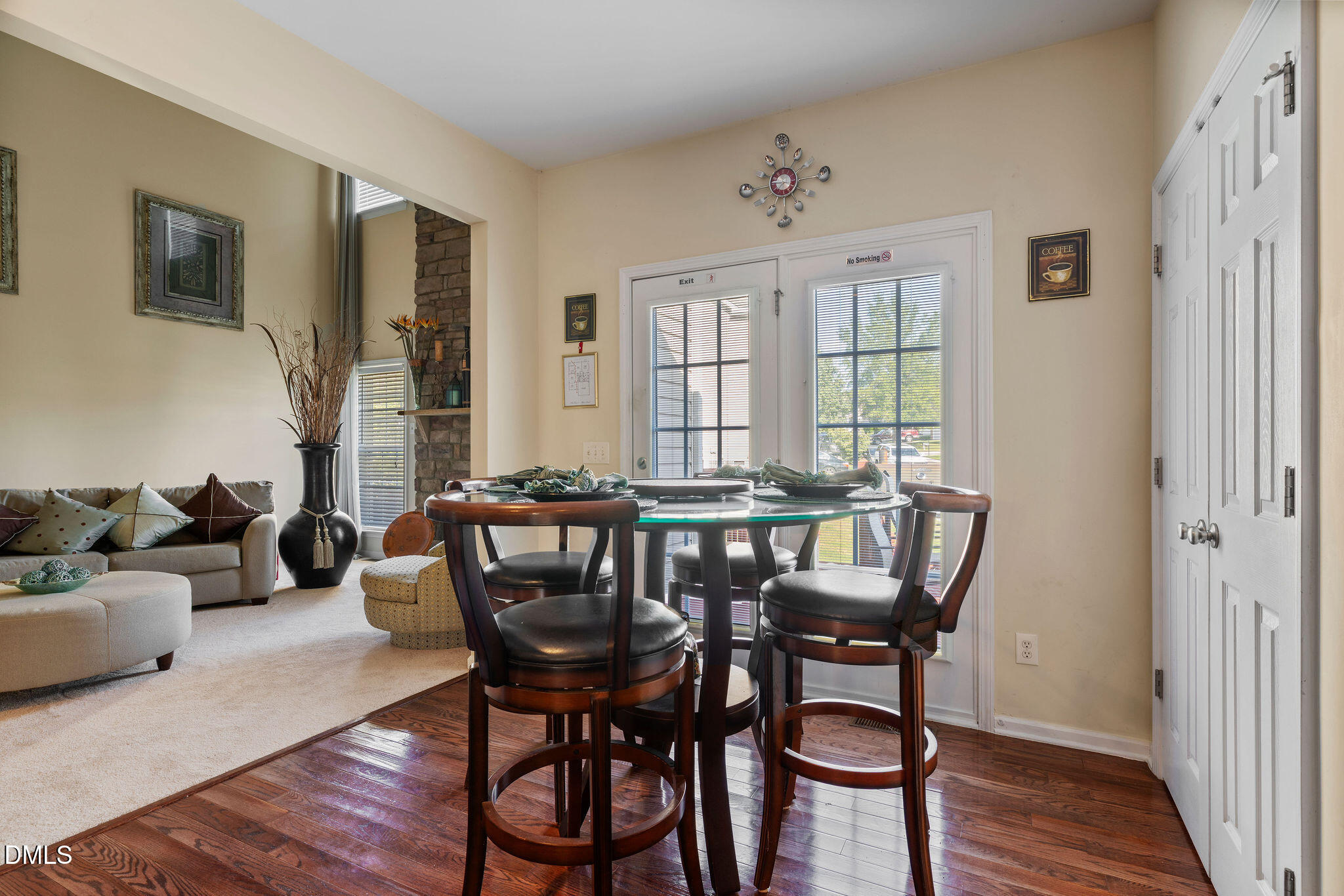 504 Thistlegate Trail Property Photo 16