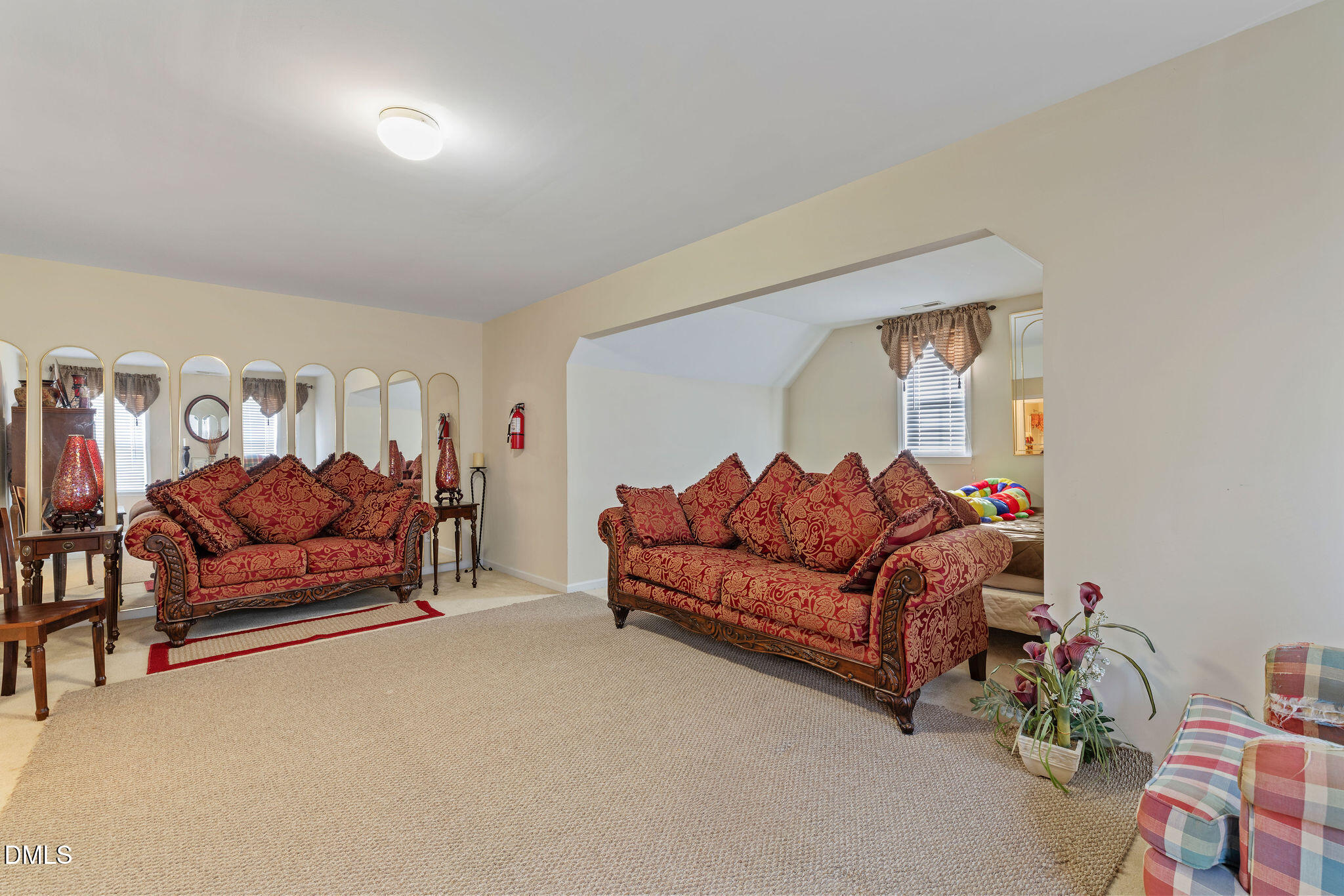 504 Thistlegate Trail Property Photo 33