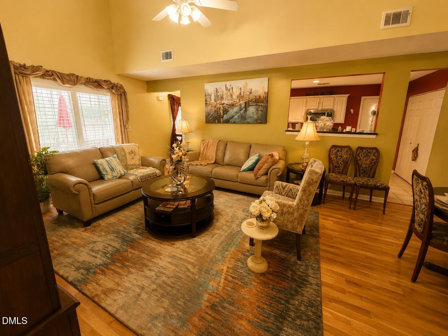 8129 Wesley Farm Drive Property Photo 12