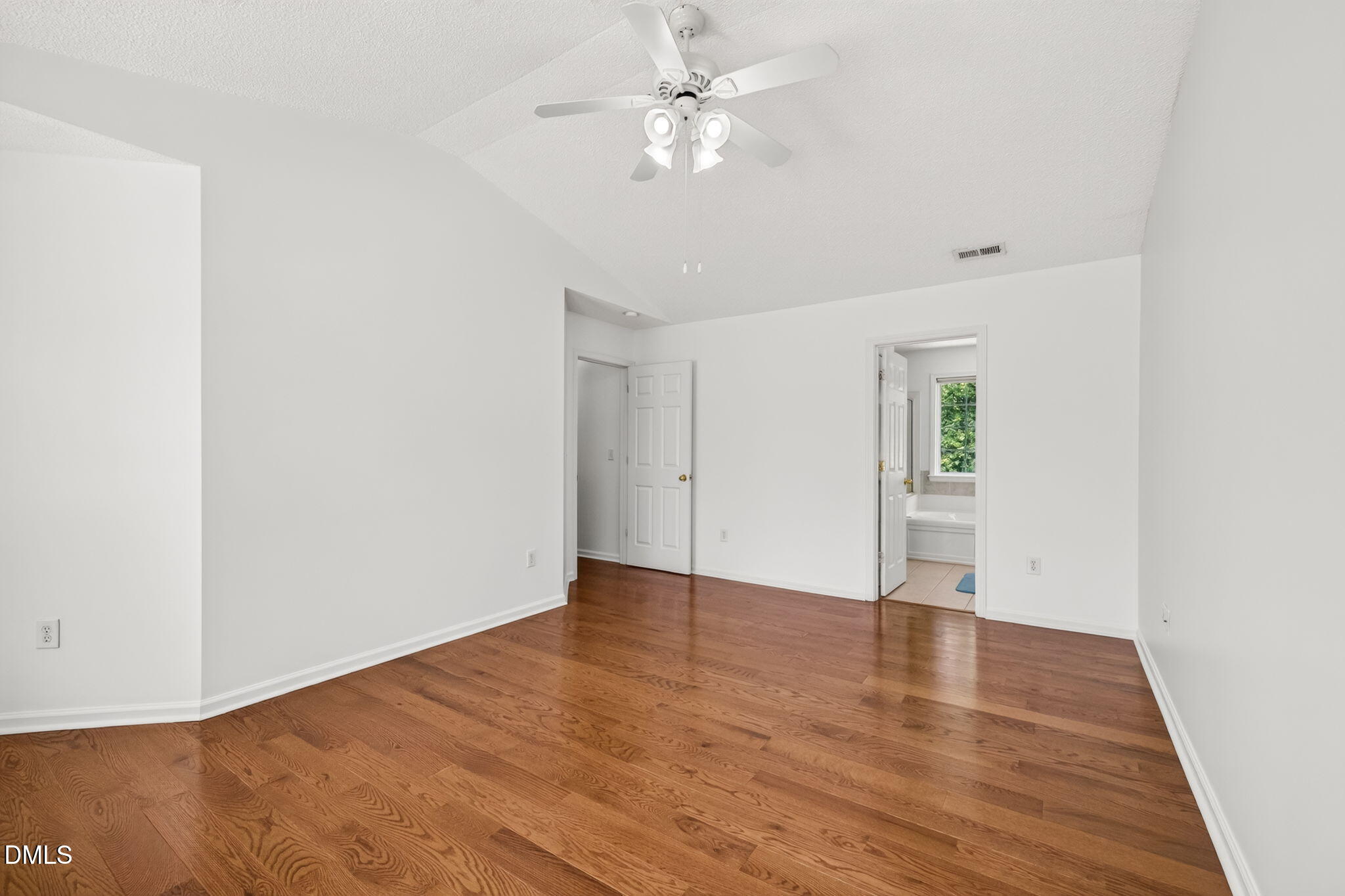 229 Tecumseh Court Property Photo 25
