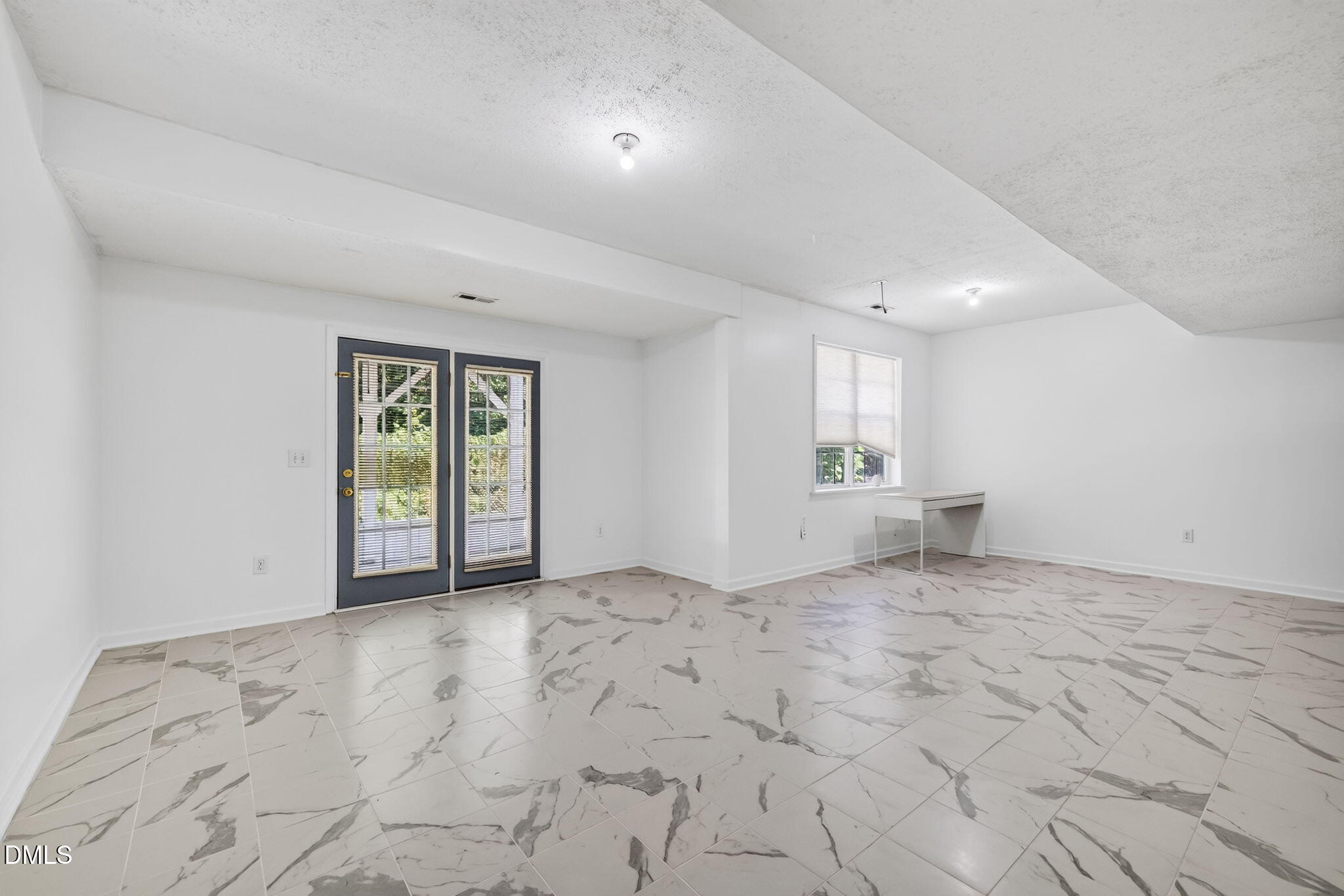 229 Tecumseh Court Property Photo 44