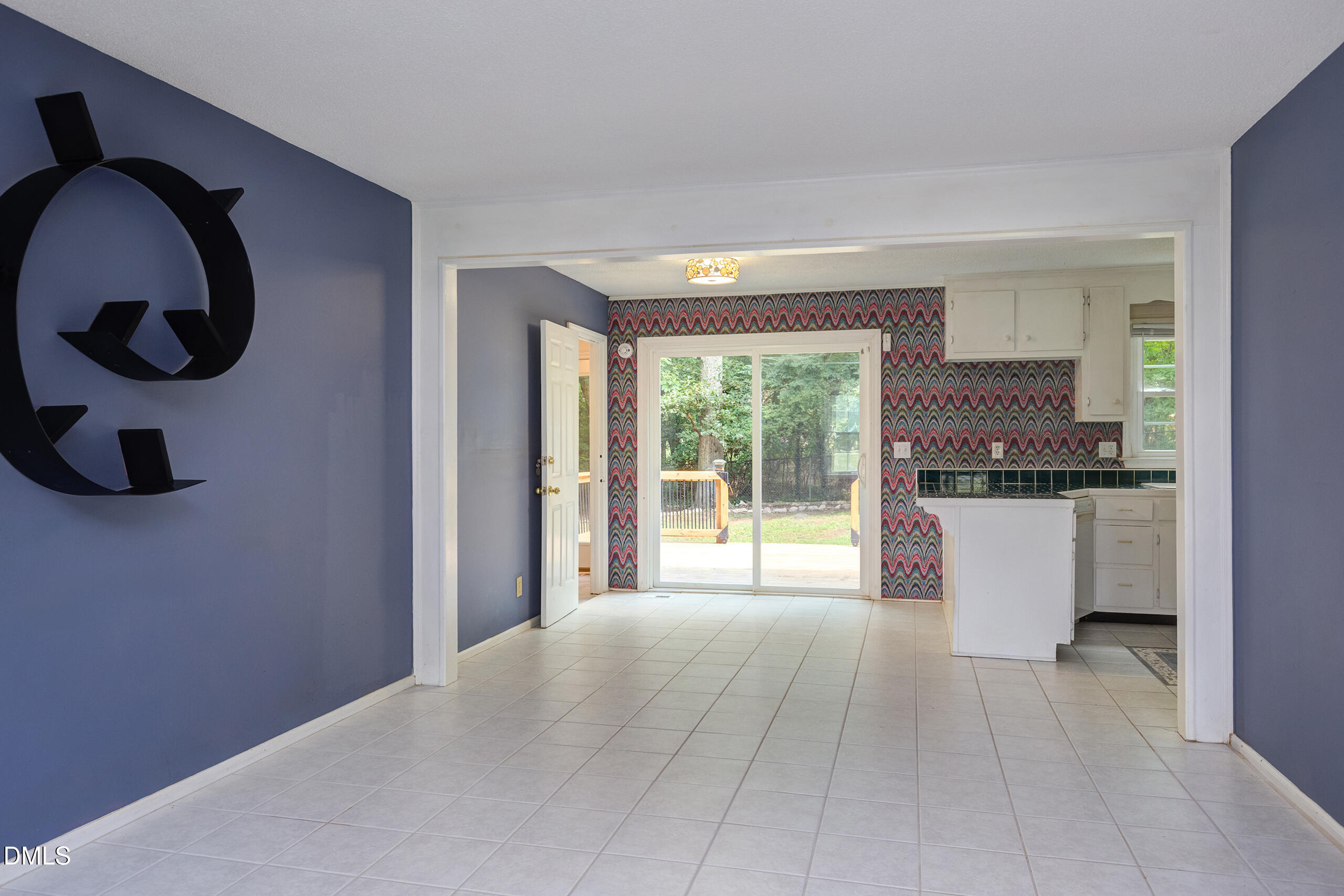 3308 Shaftsbury Street Property Photo 4