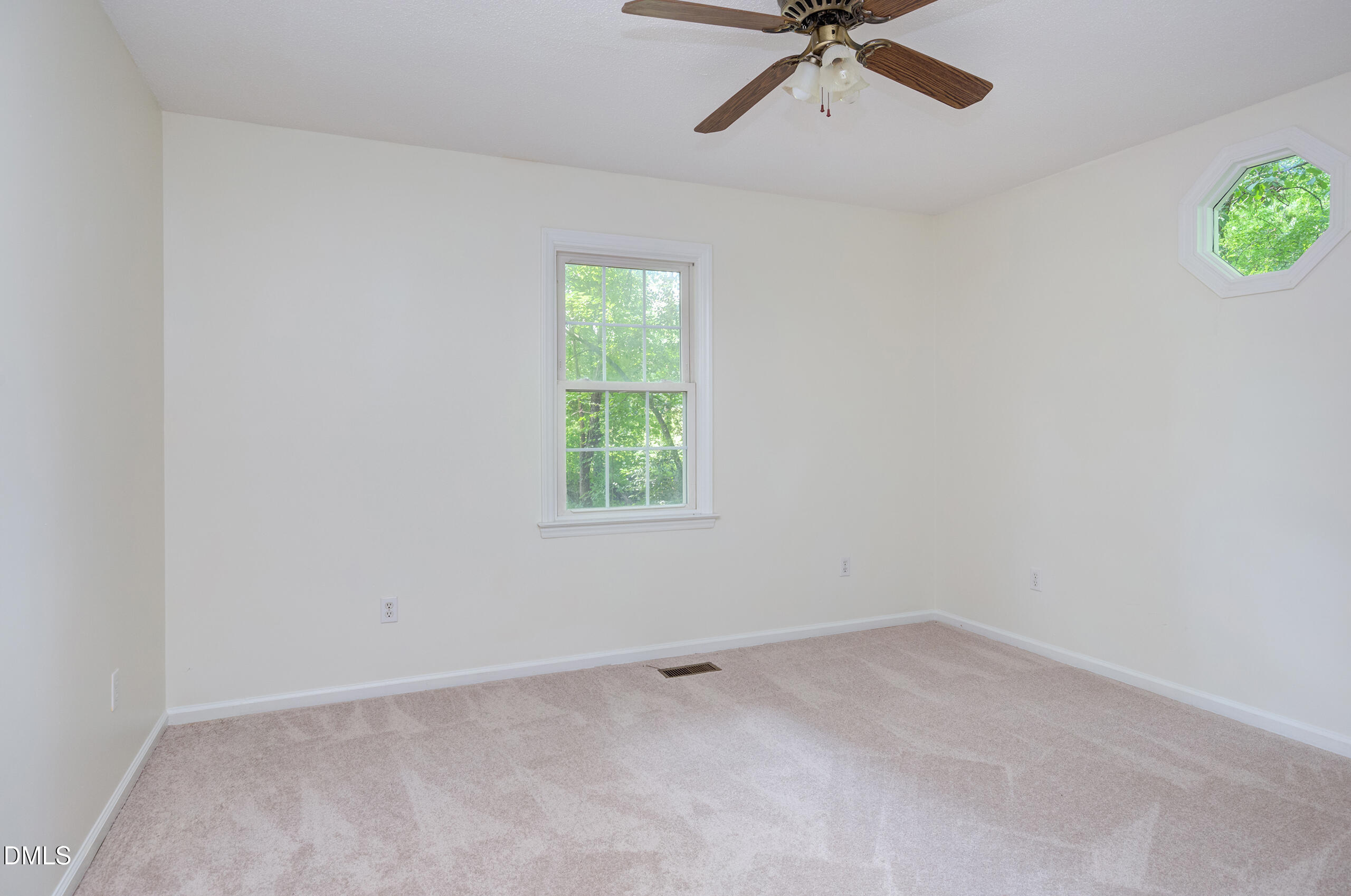 3308 Shaftsbury Street Property Photo 15