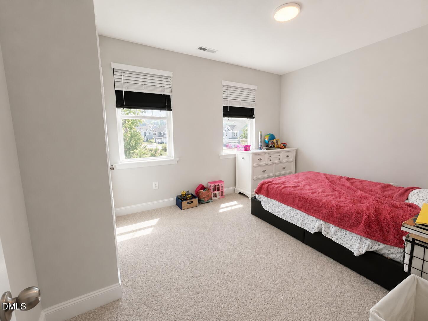 118 Faxton Way Property Photo 20