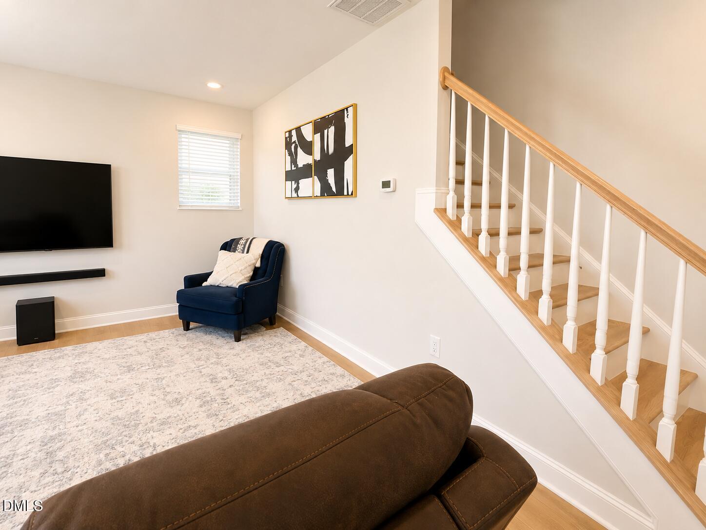118 Faxton Way Property Photo 36