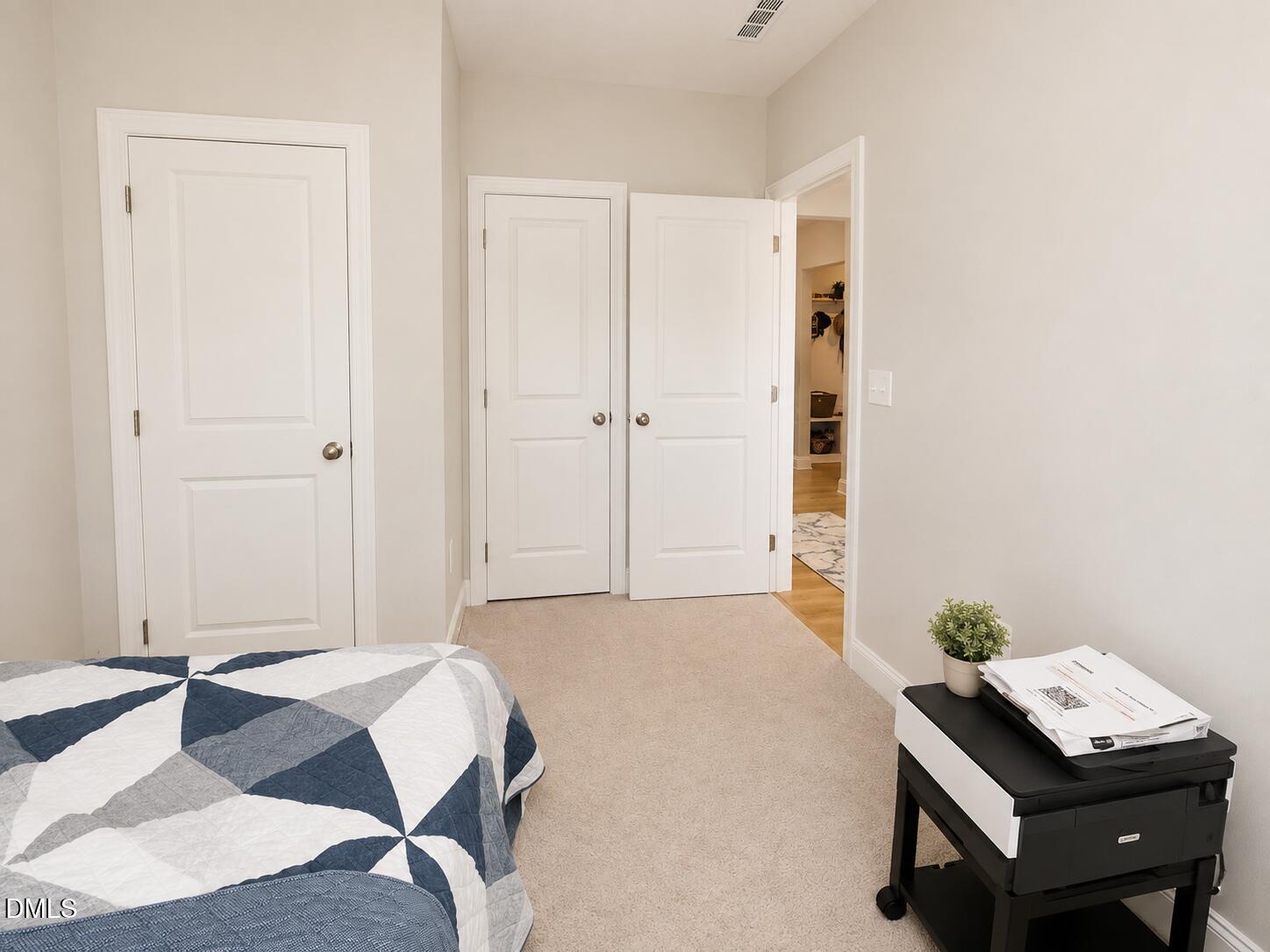 118 Faxton Way Property Photo 45