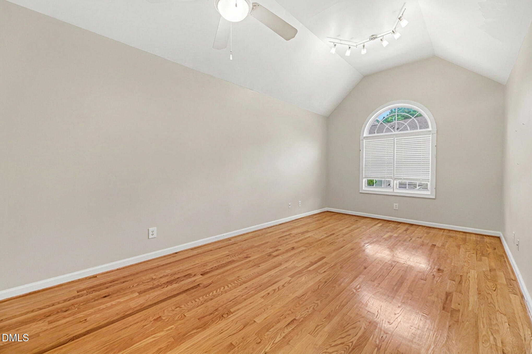 245 Harbor Creek Drive Property Photo 19