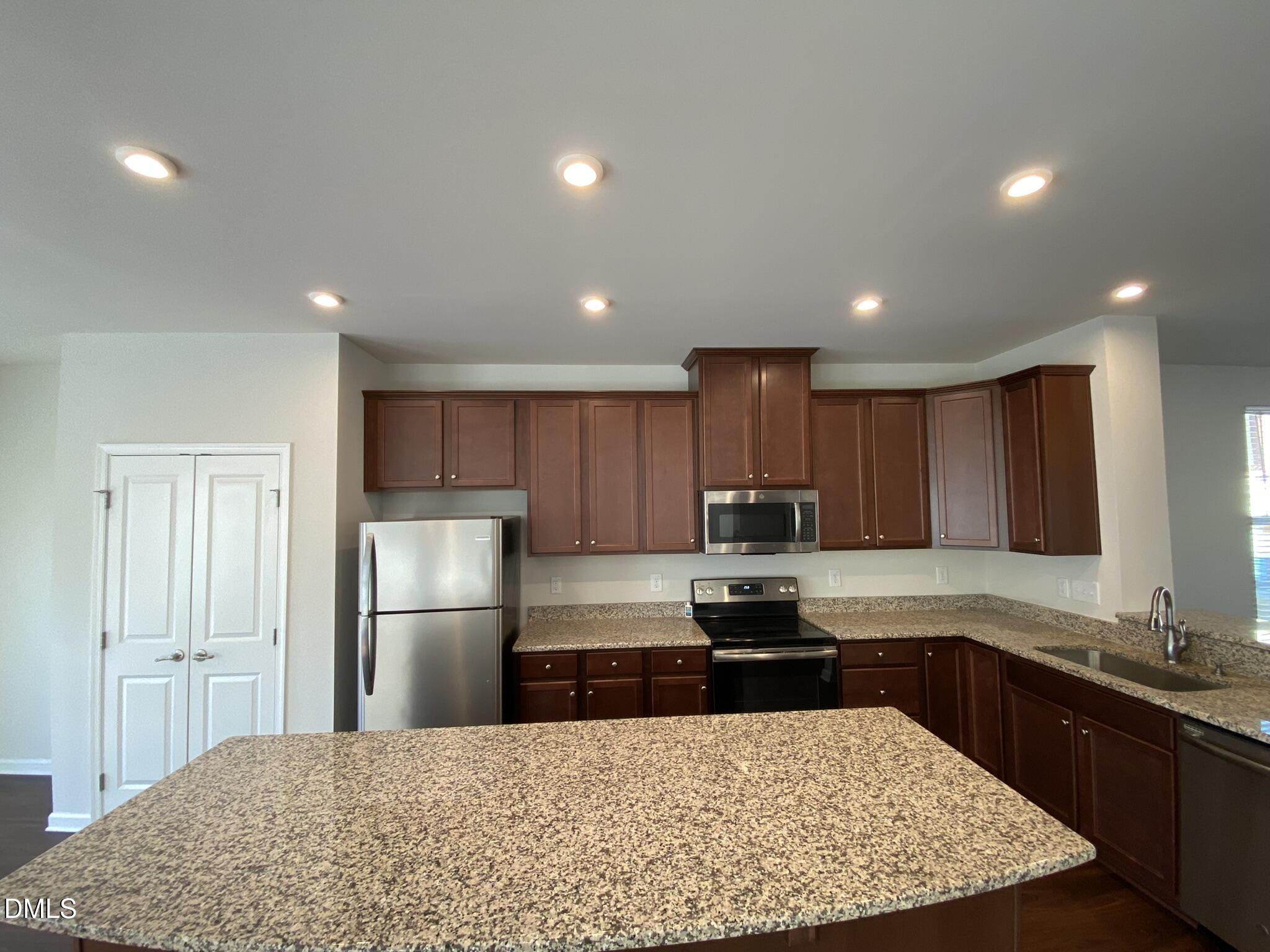 2019 Whitesmith Drive Property Photo 8