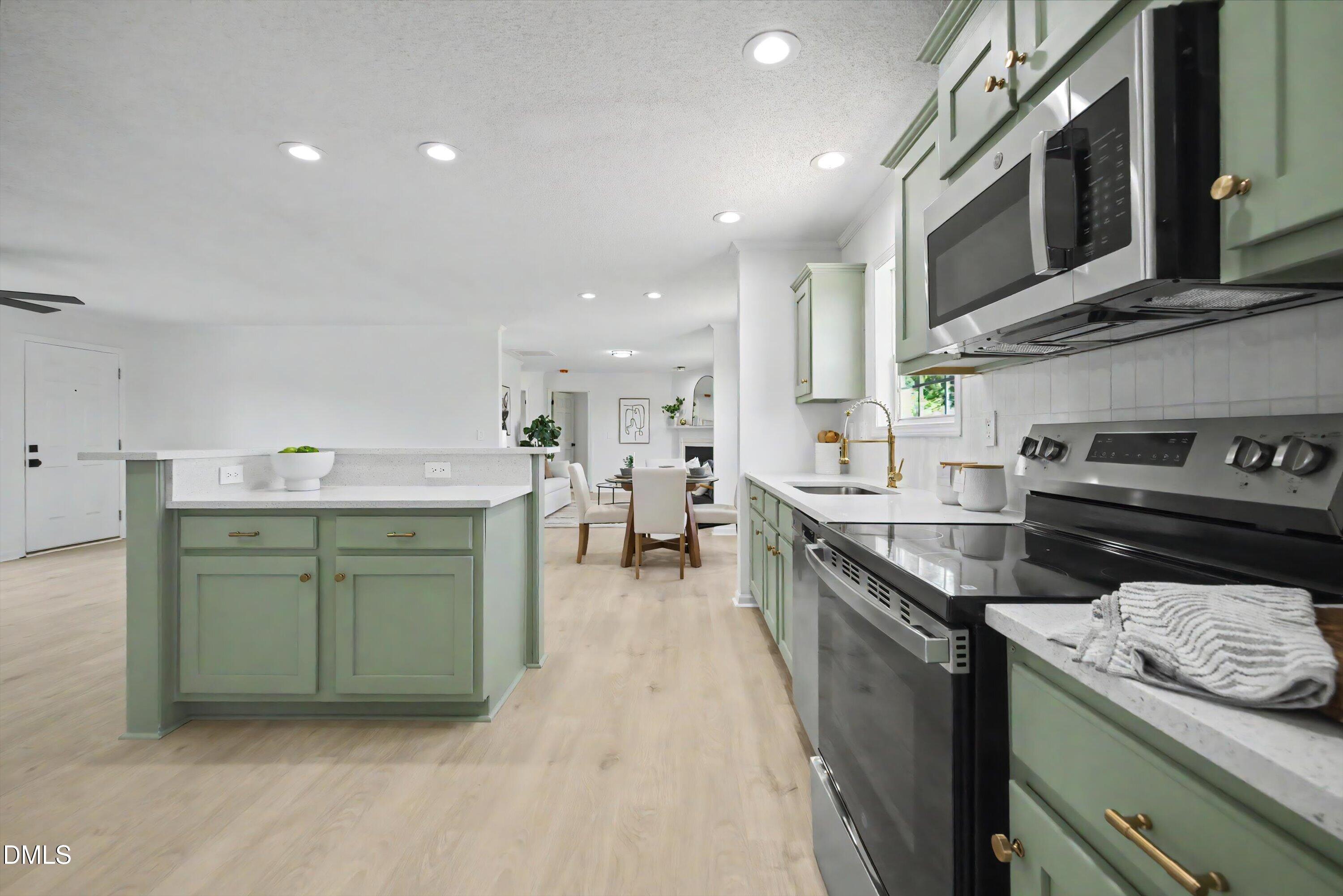 6300 Benson Hardee Road Property Photo 10