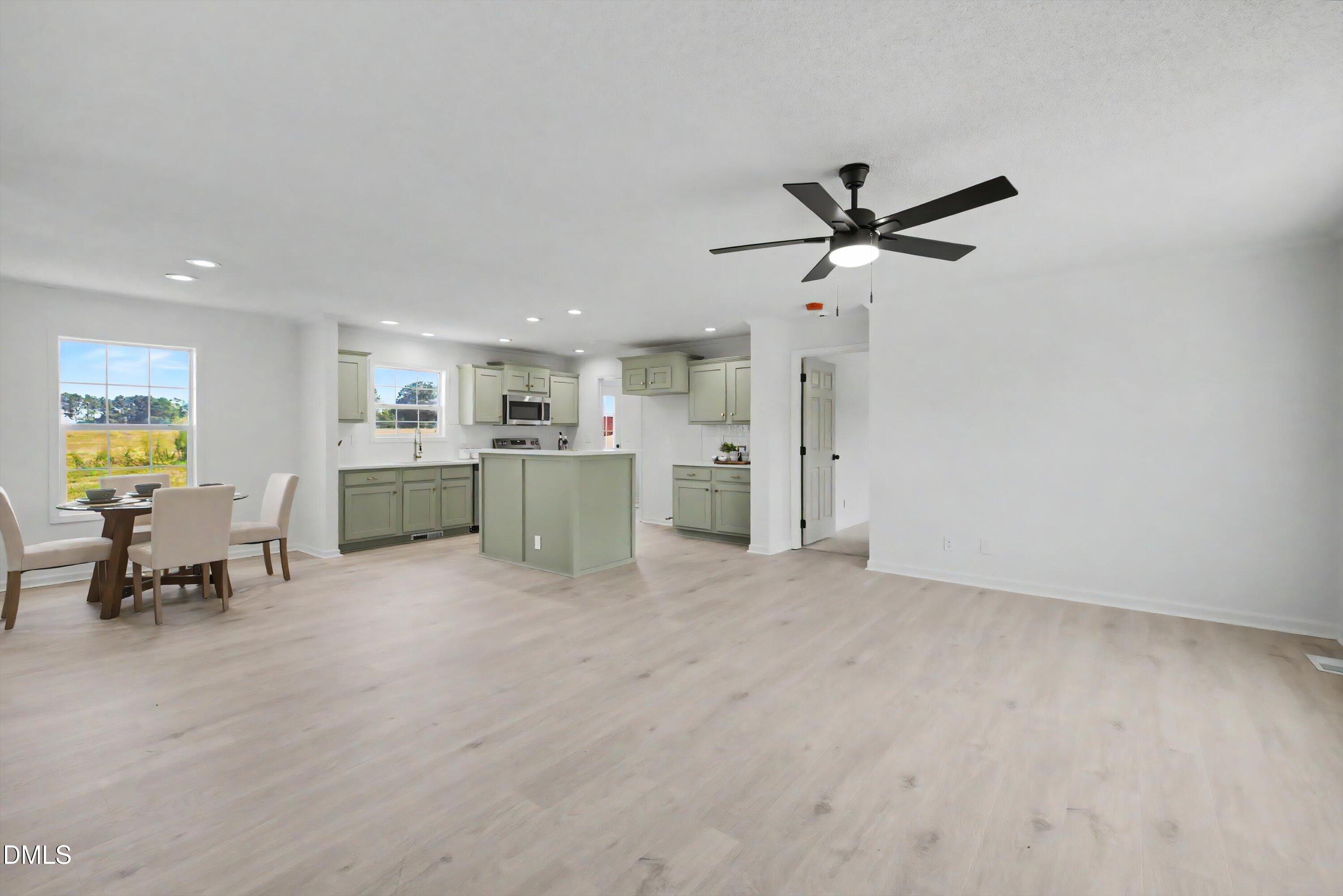 6300 Benson Hardee Road Property Photo 16
